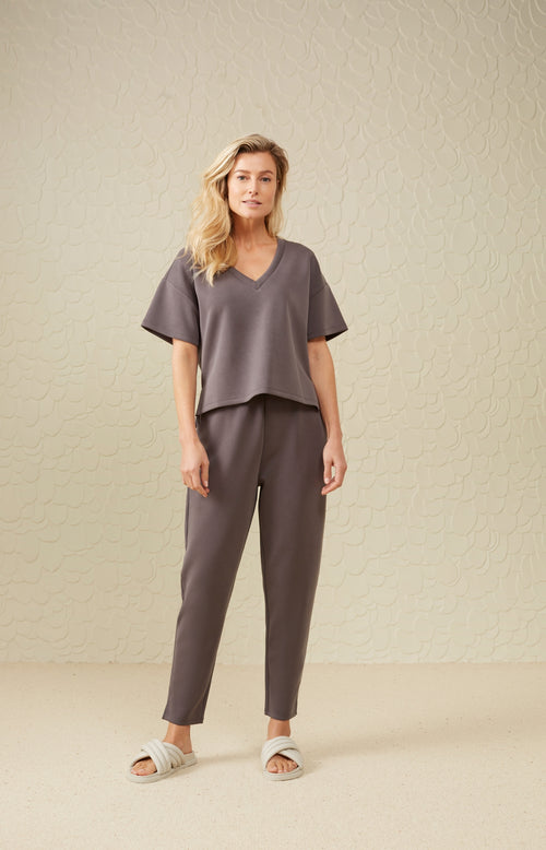 Sweatshirt with V-neck, wide short sleeves in a wide fit - Magnet Grey - Type: lookbook