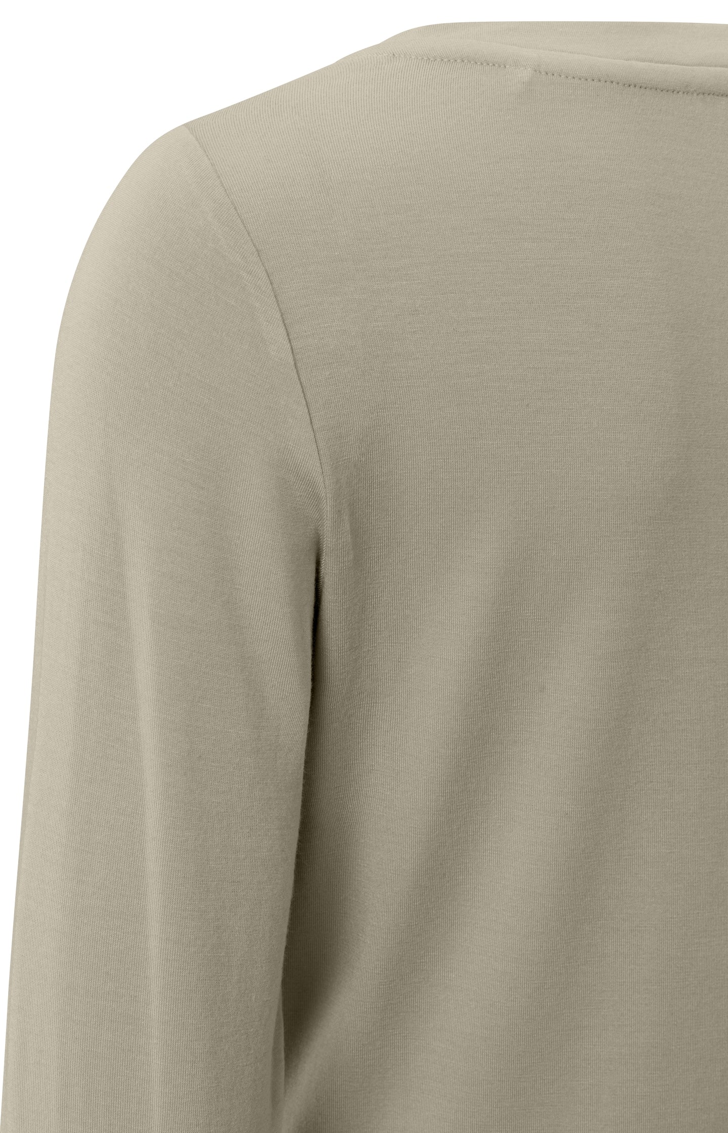 T-shirt with boatneck and long sleeves in regular fit