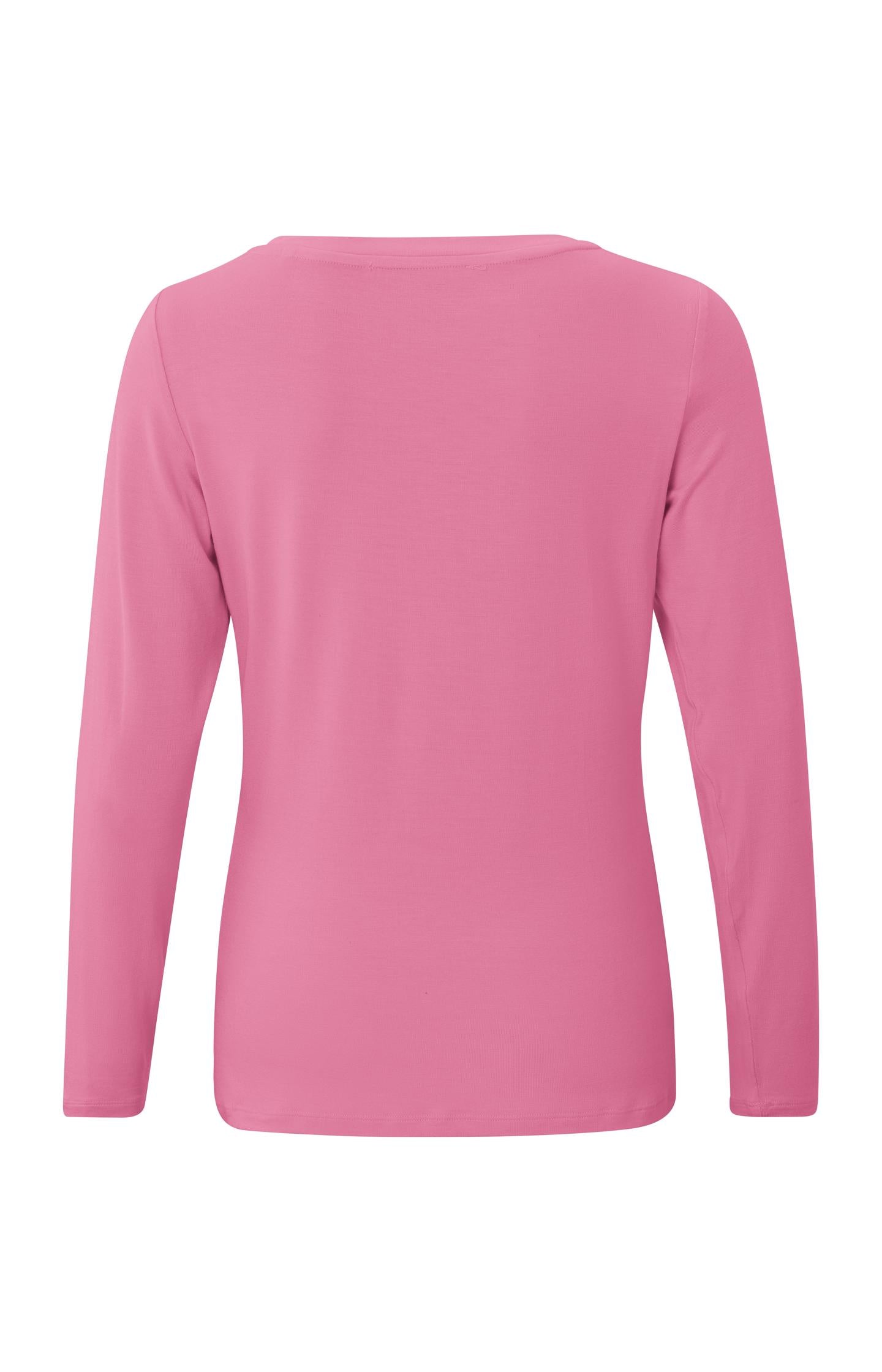 T-shirt with boatneck and long sleeves in regular fit