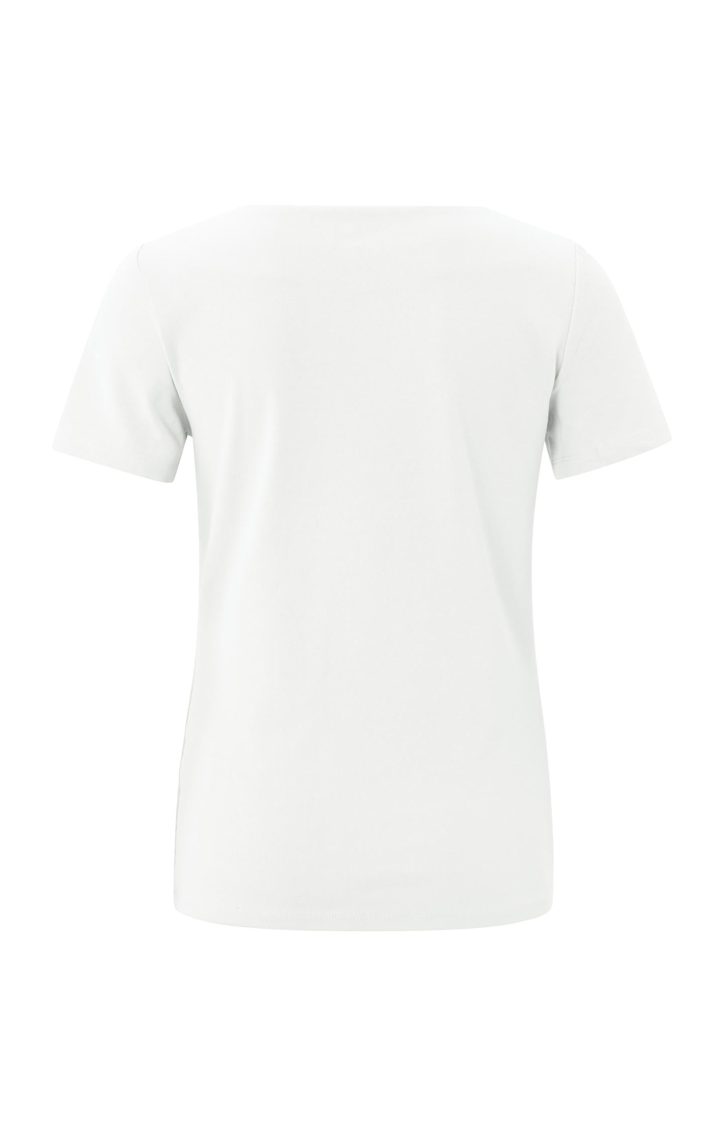 T-shirt with boatneck and short sleeves in regular fit