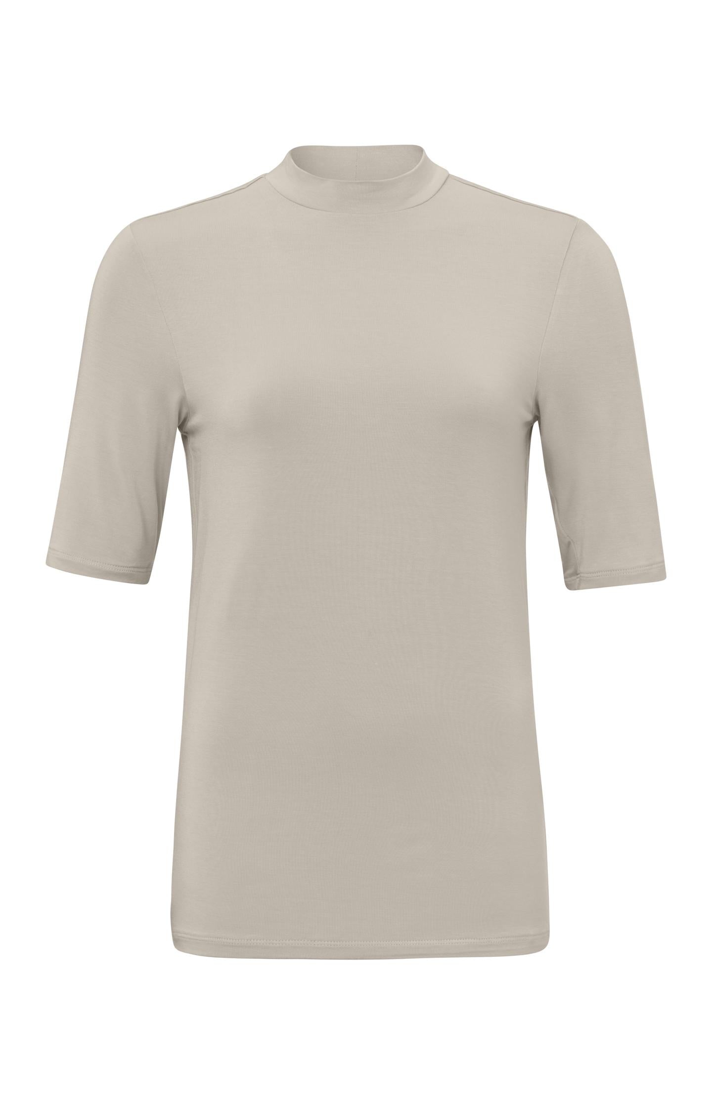 T-shirt with high neck and short sleeves in regular fit - Type: product