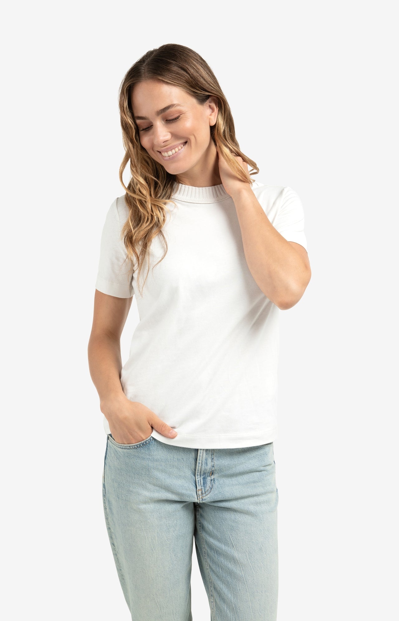 T-shirt with knitted neckline and short sleeves