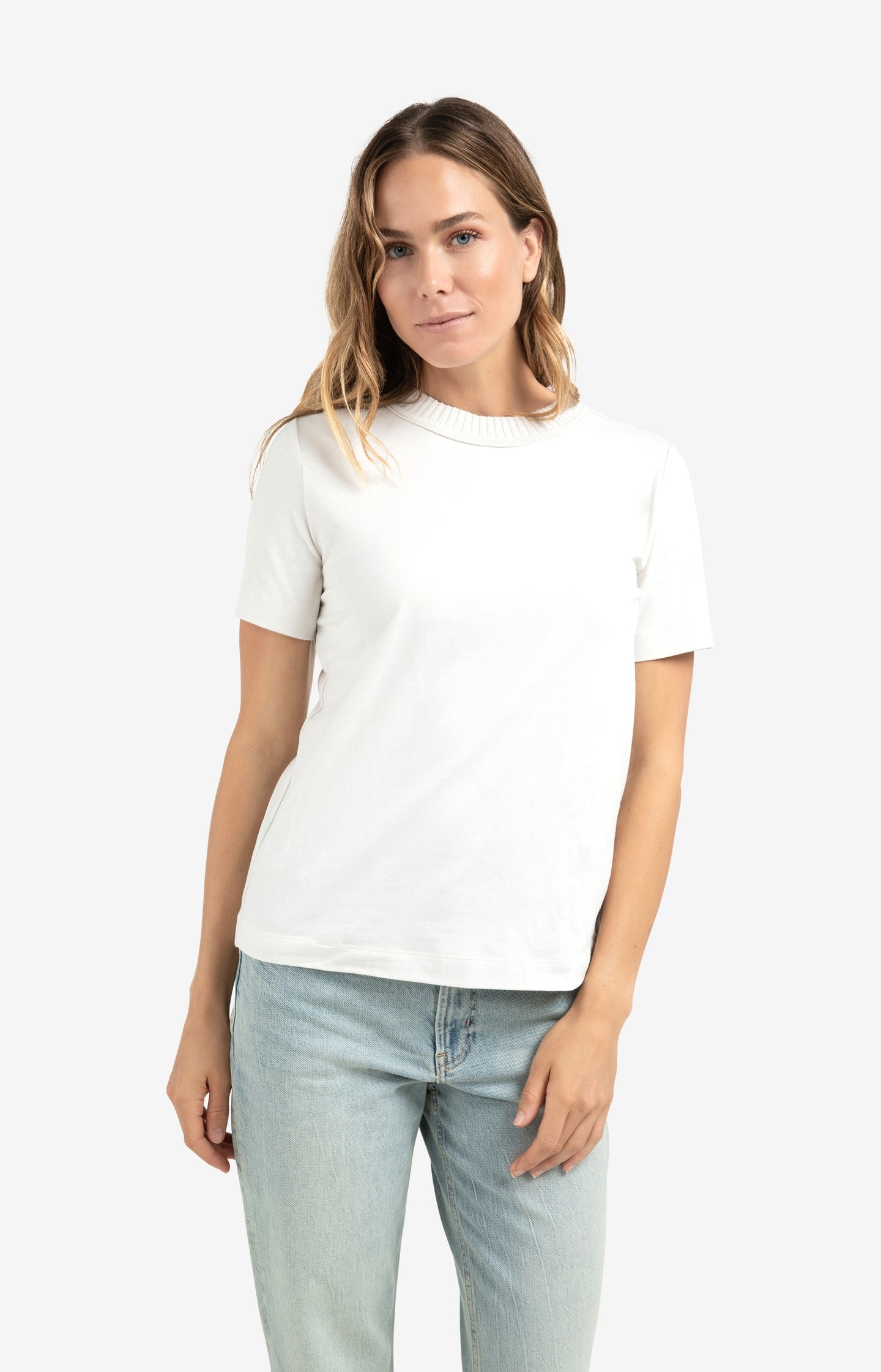 T-shirt with knitted neckline and short sleeves