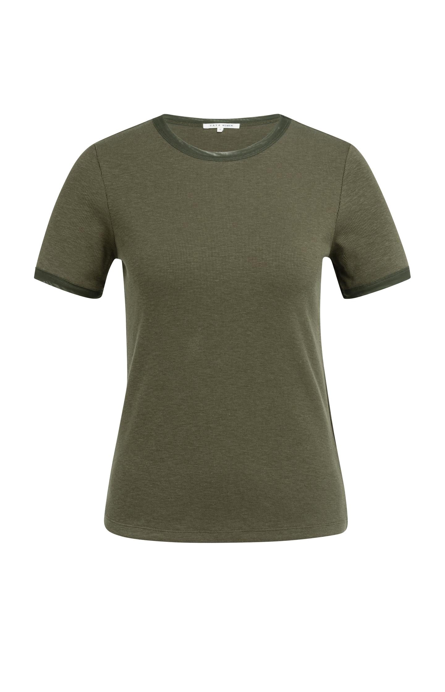 T-shirt with mesh details - Type: product