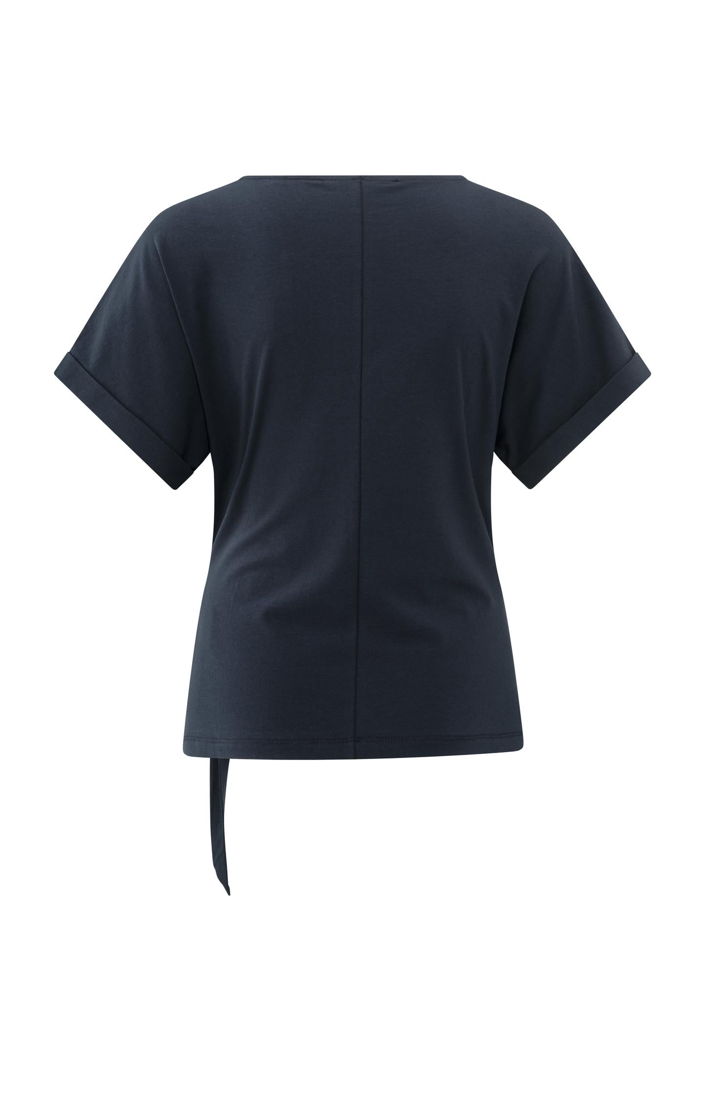 T-shirt with round neck and knotted detail - Type: lookbook
