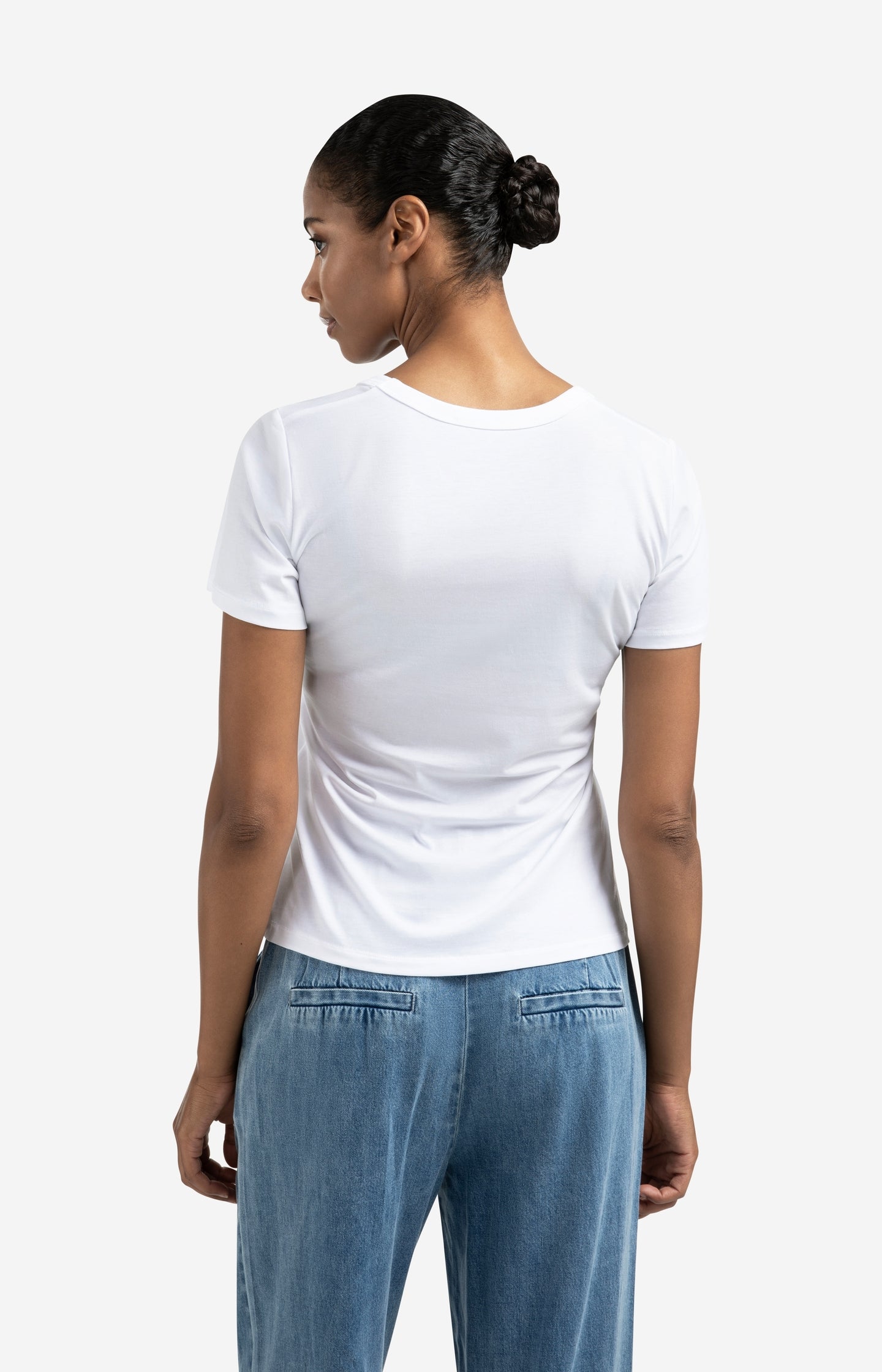 T-shirt with round ribbed neck - Type: lookbook