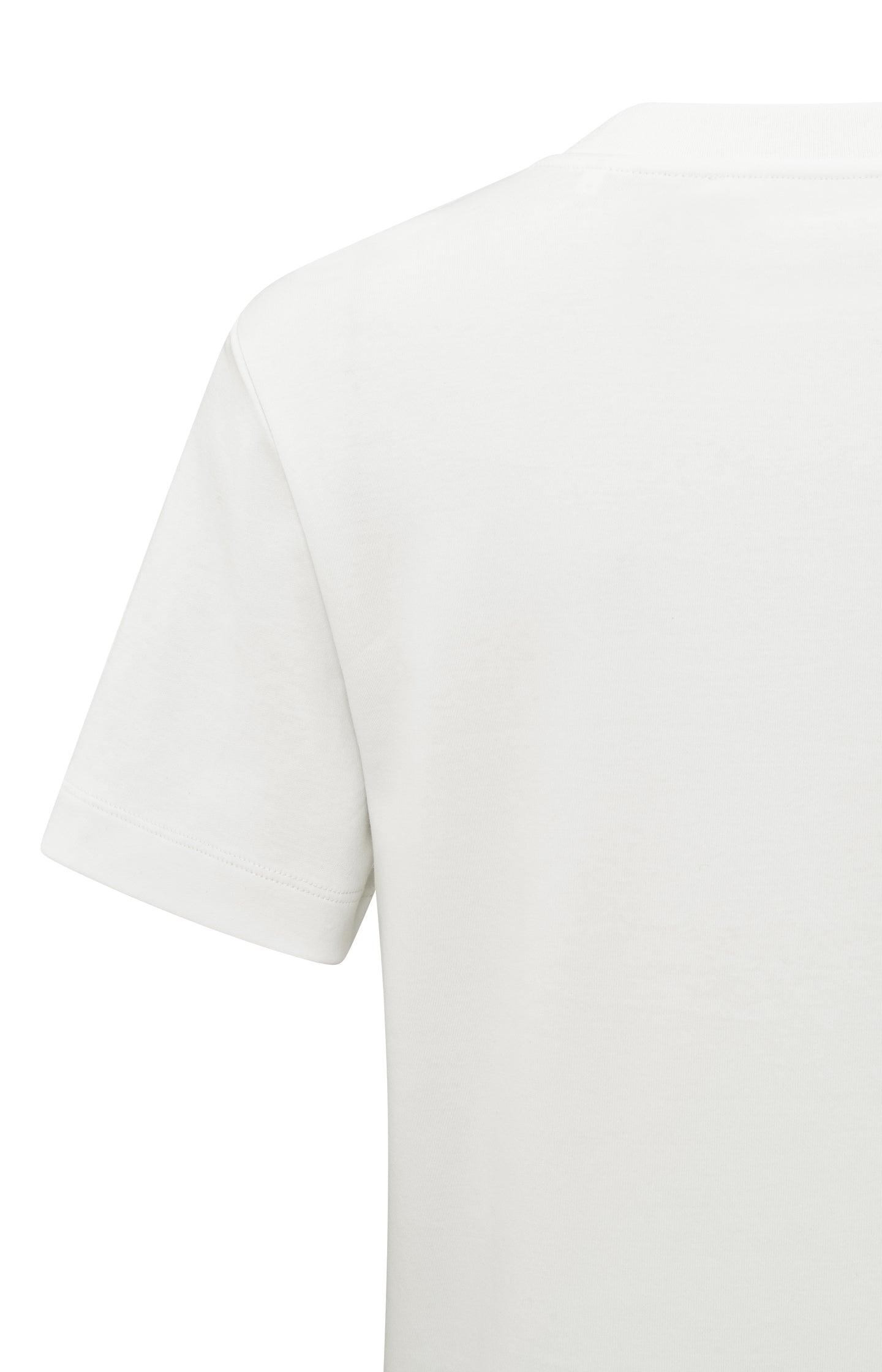 T-shirt with short sleeves, round neck and relaxed fit