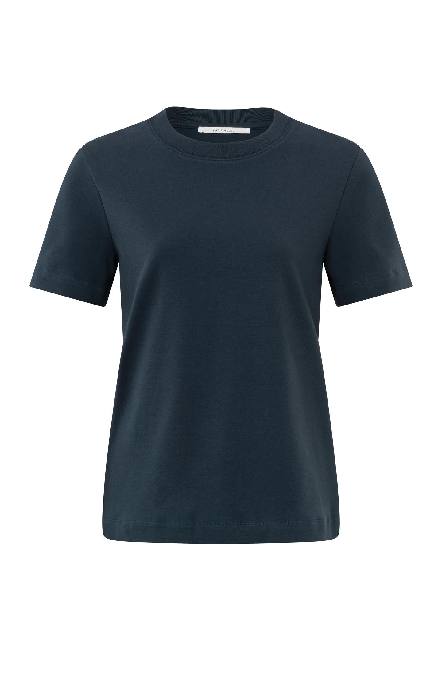 T-shirt with short sleeves, round neck and relaxed fit - Type: product