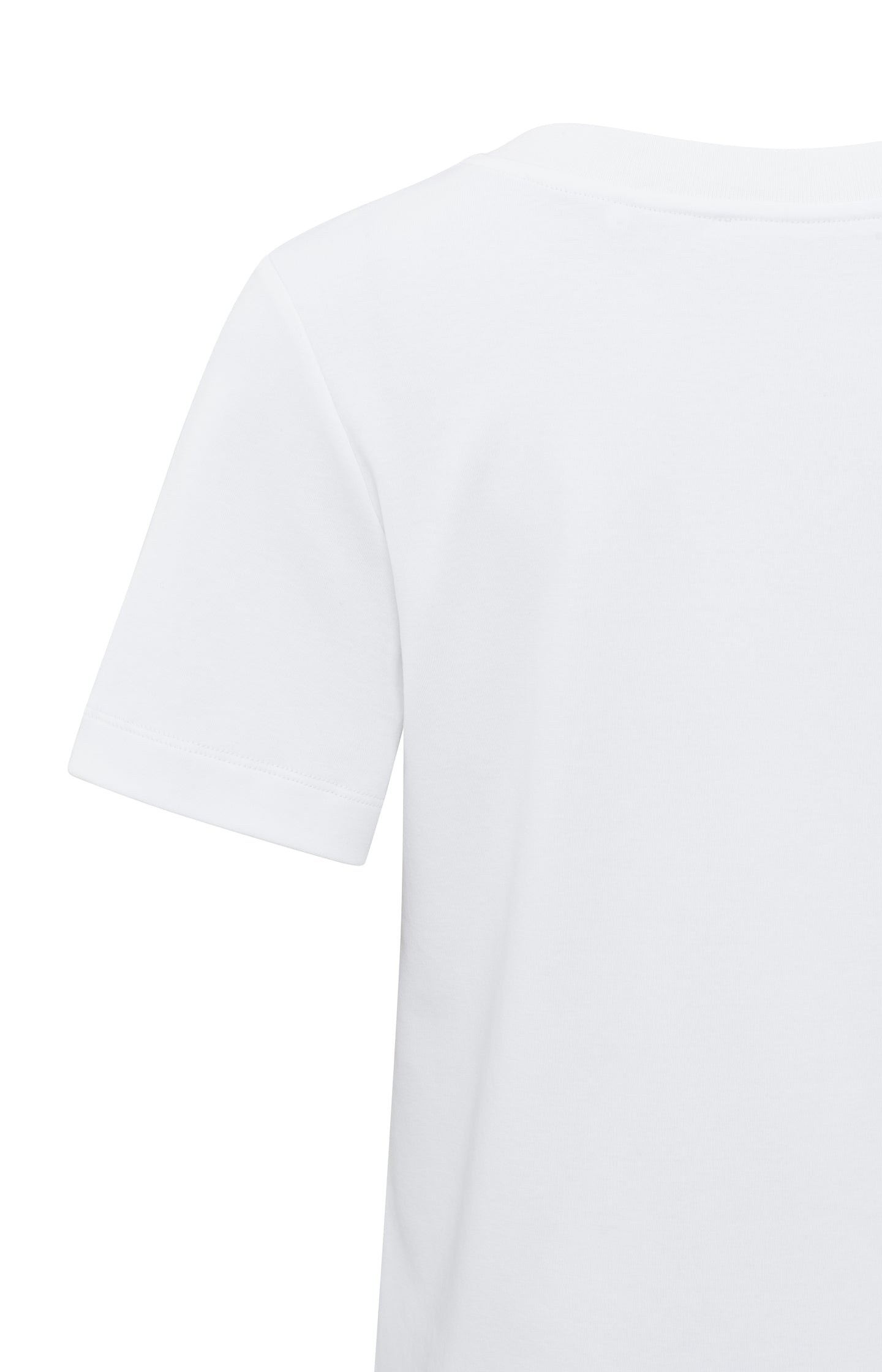 T-shirt with short sleeves, V-neckand a relaxed fit