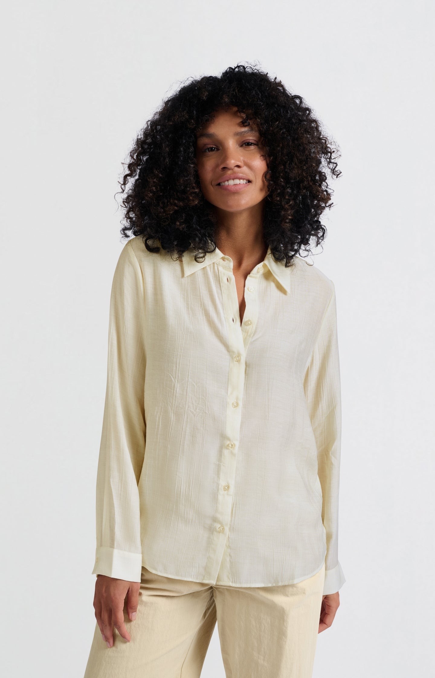 Textured blouse with regular fit