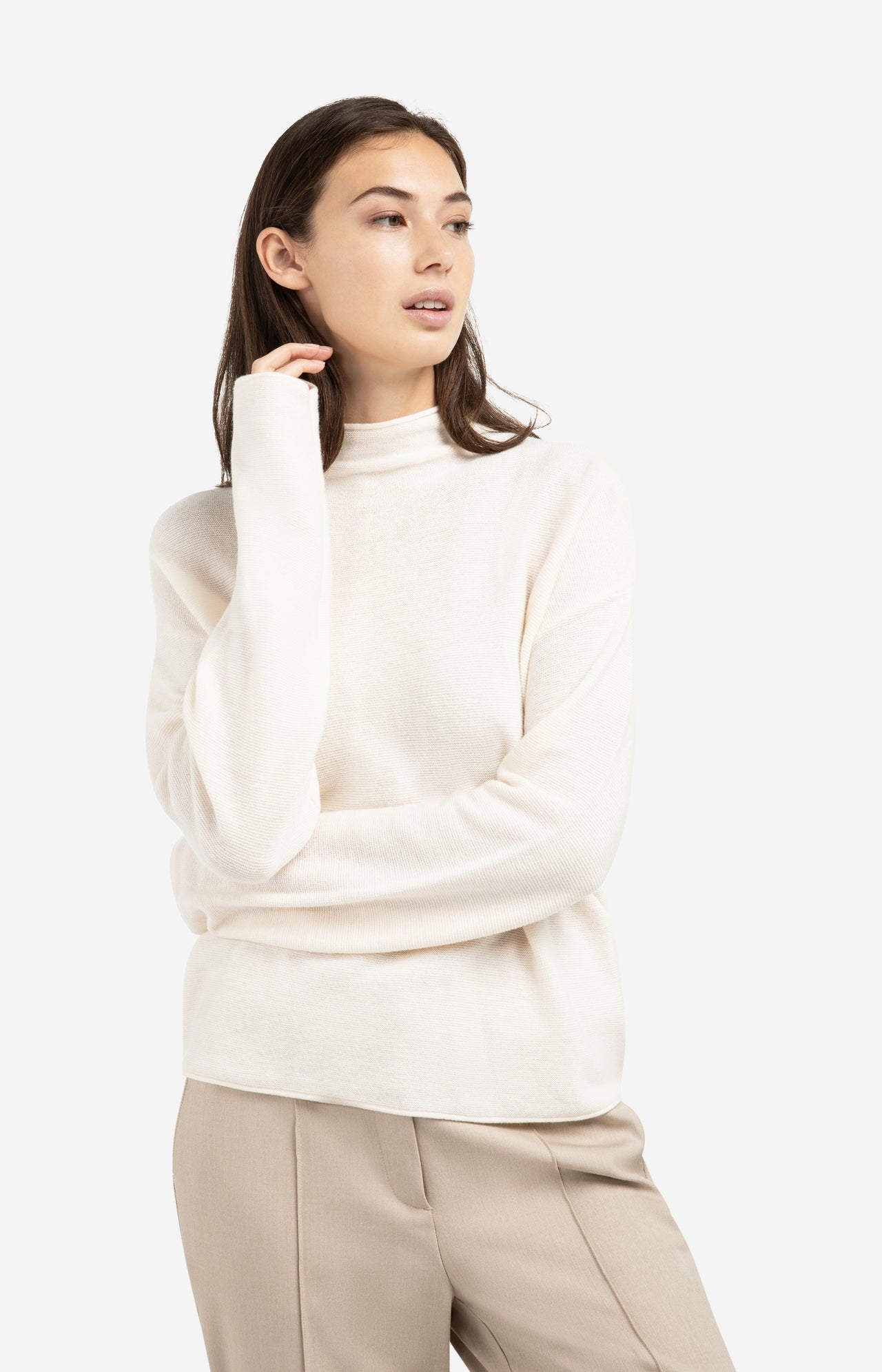 Textured knit sweater with buttoned back
