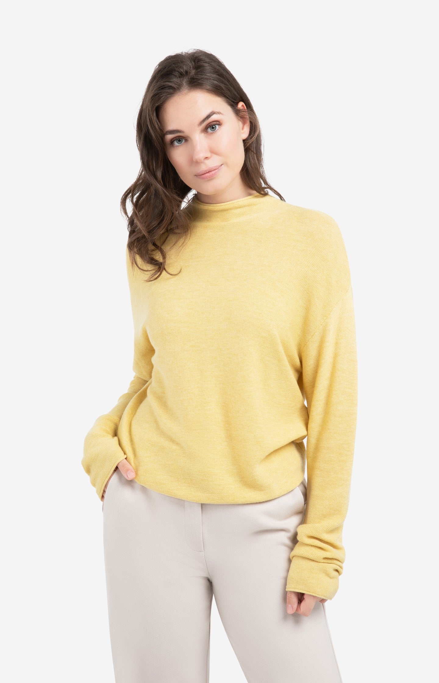 Textured knit sweater with buttoned back - Type: lookbook