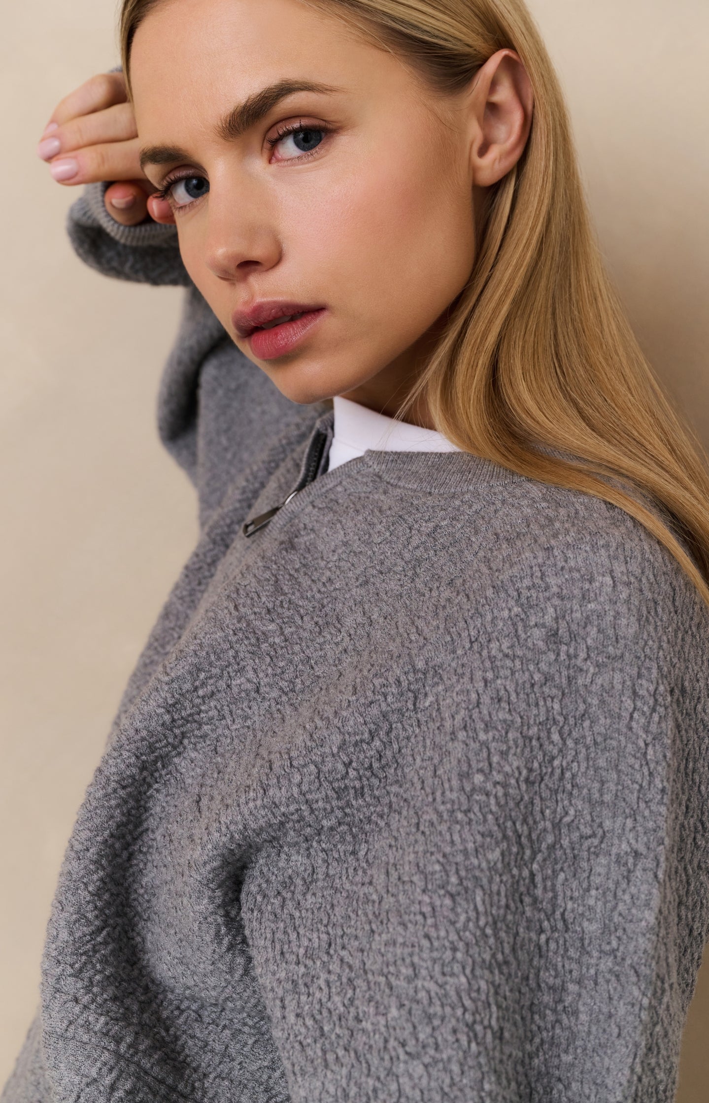 Textured knitted bomber with long sleeves