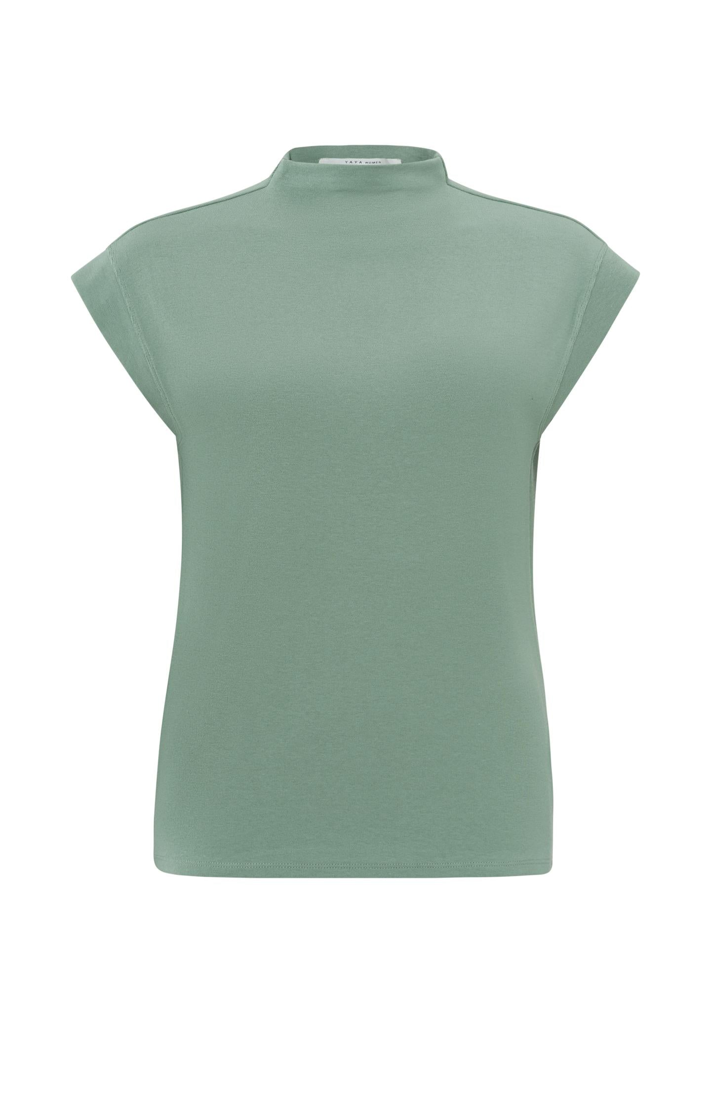 Top with cap sleeves, high collar and fitted fit - Type: product