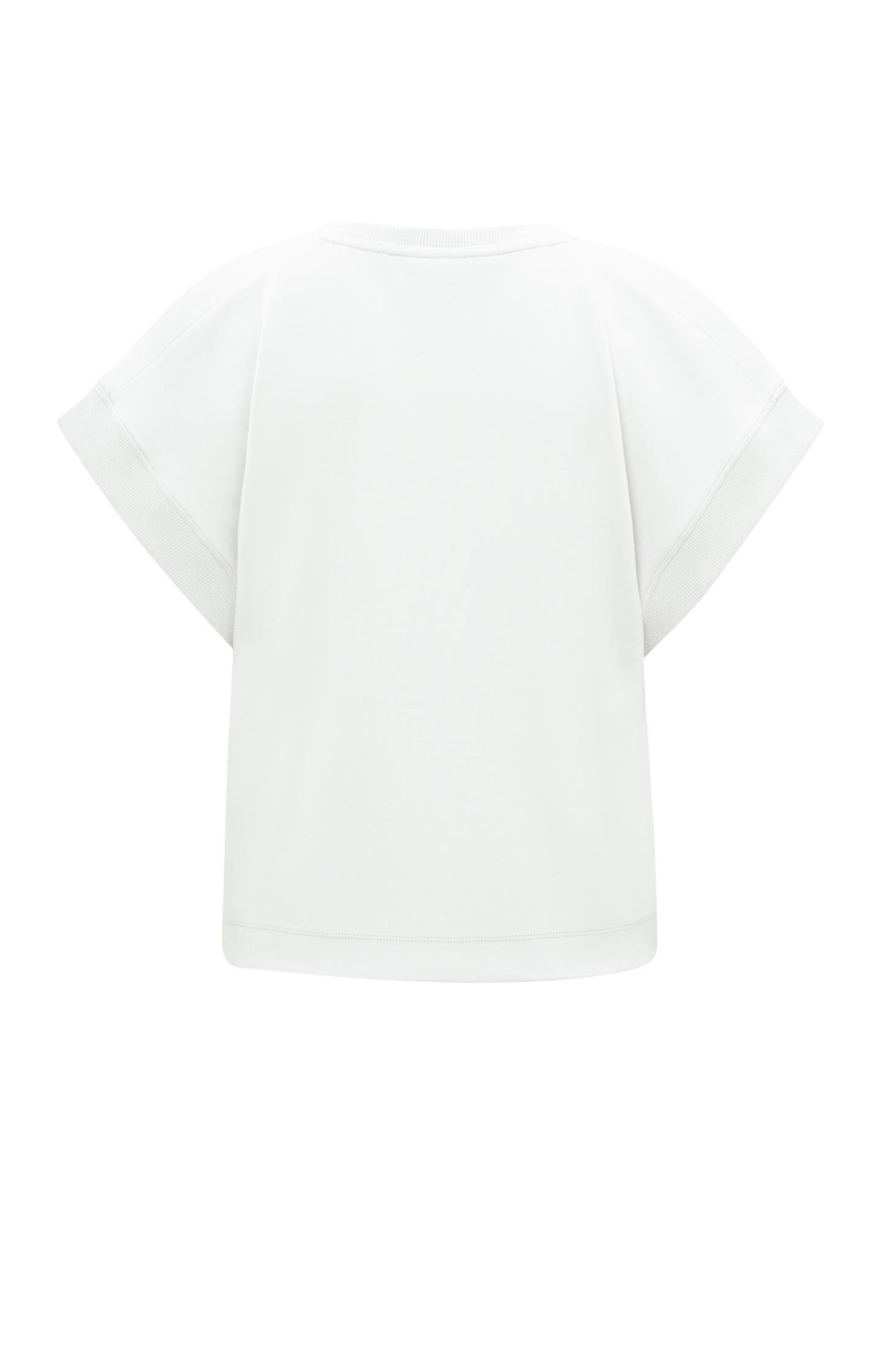 Top with crewneck, short sleeves and open shoulders