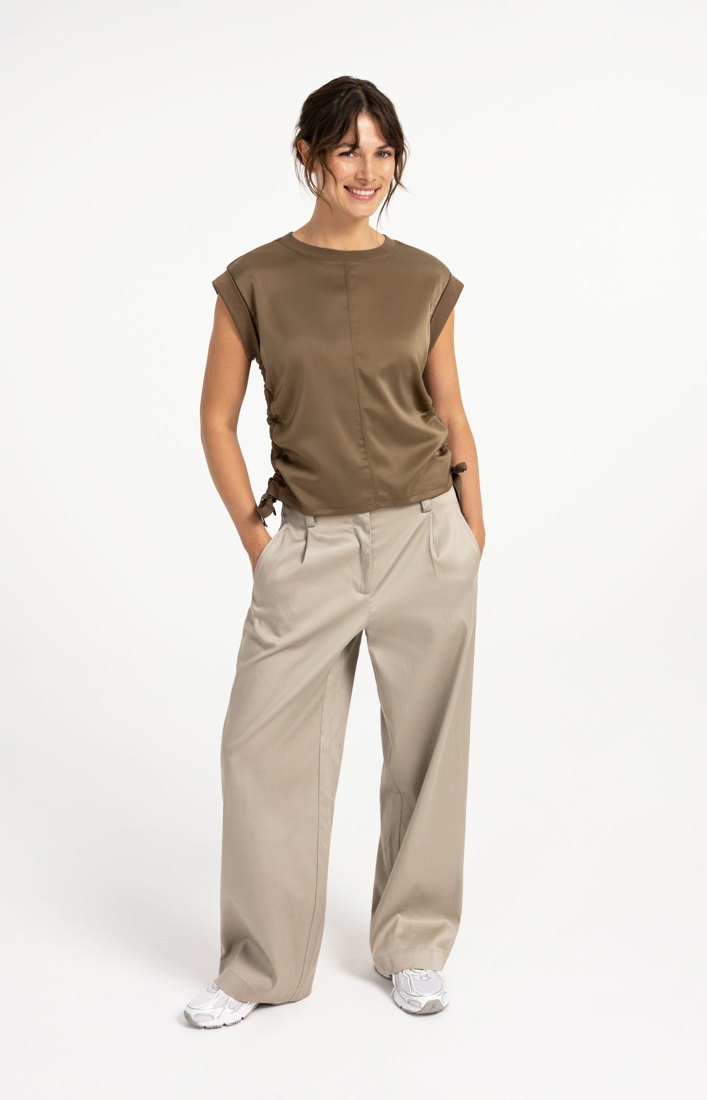 Top with drawstring details and cap sleeves