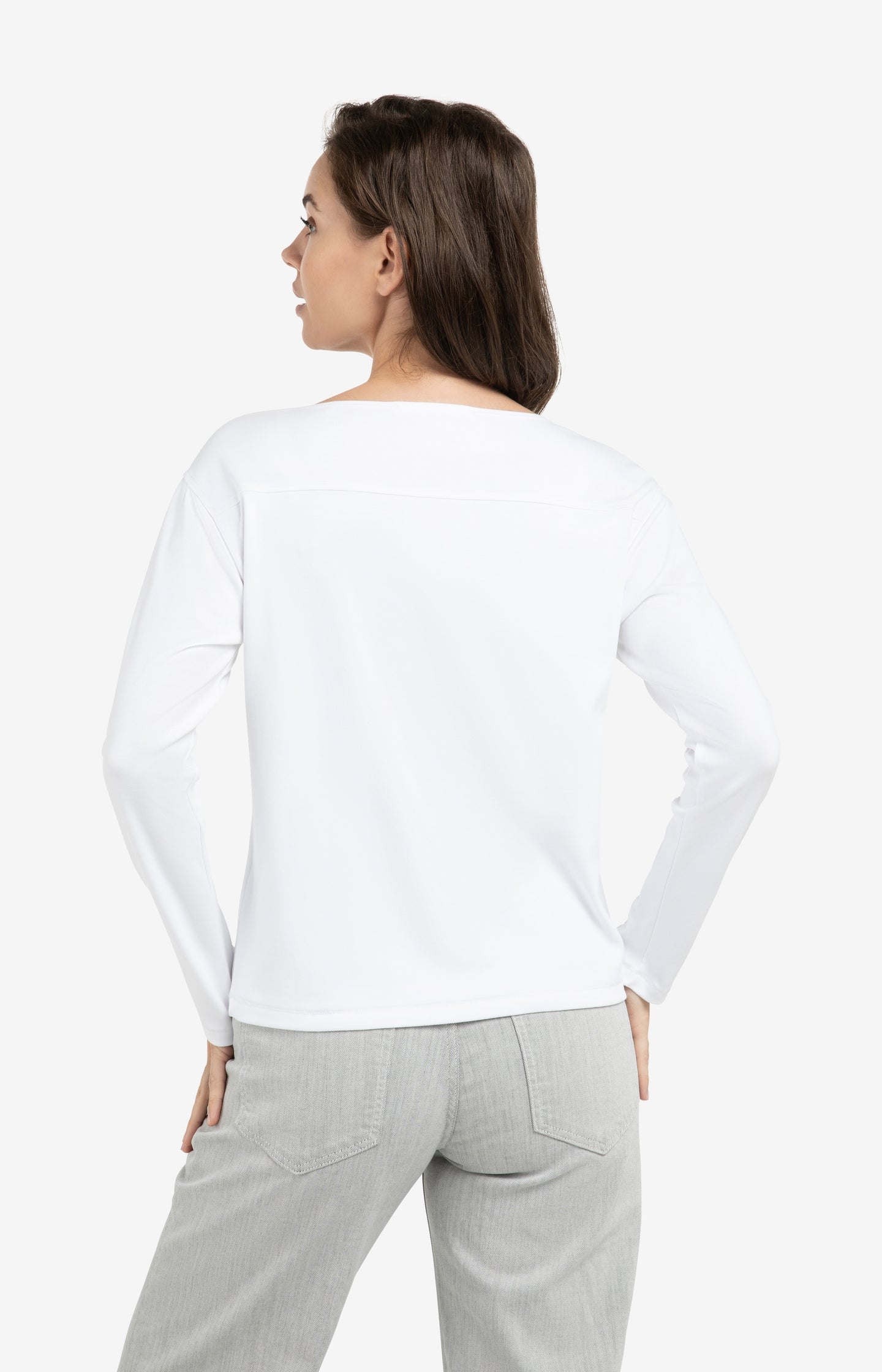 Top with long sleeves and refined seam detail - Type: lookbook