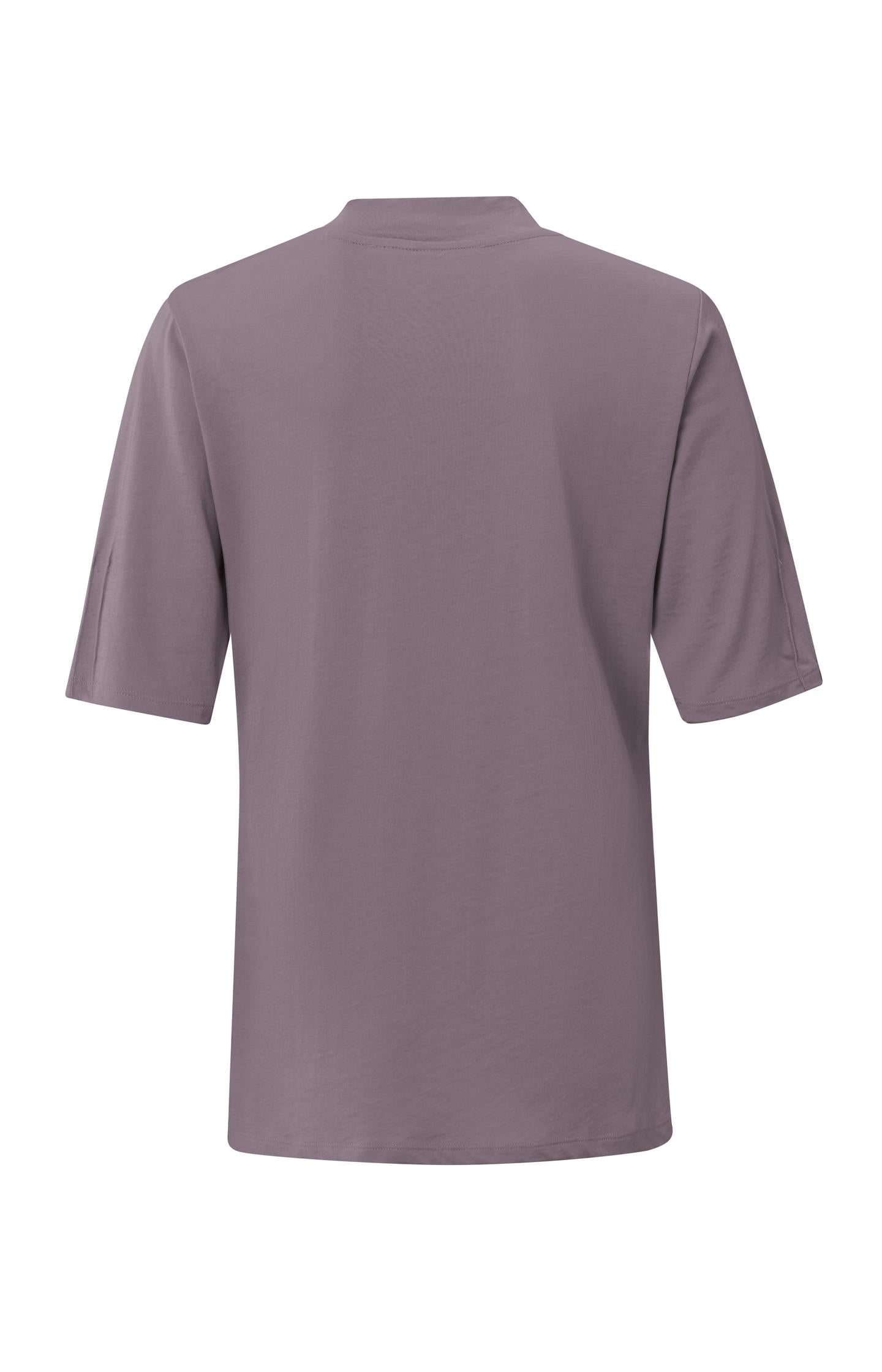 Top with round high neck, short sleeves and seam detail