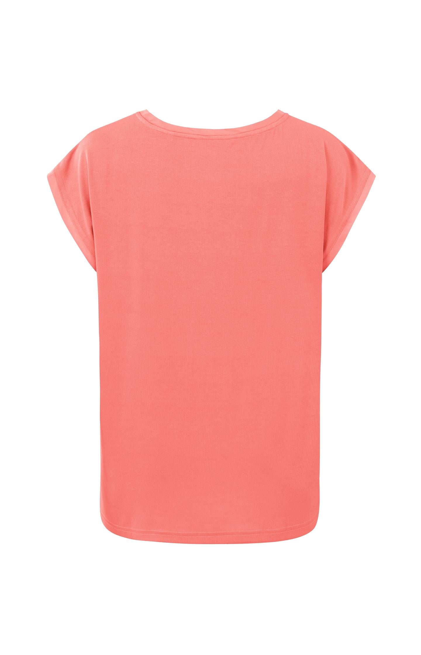 Top with round neck and cap sleeves without shoulder seams