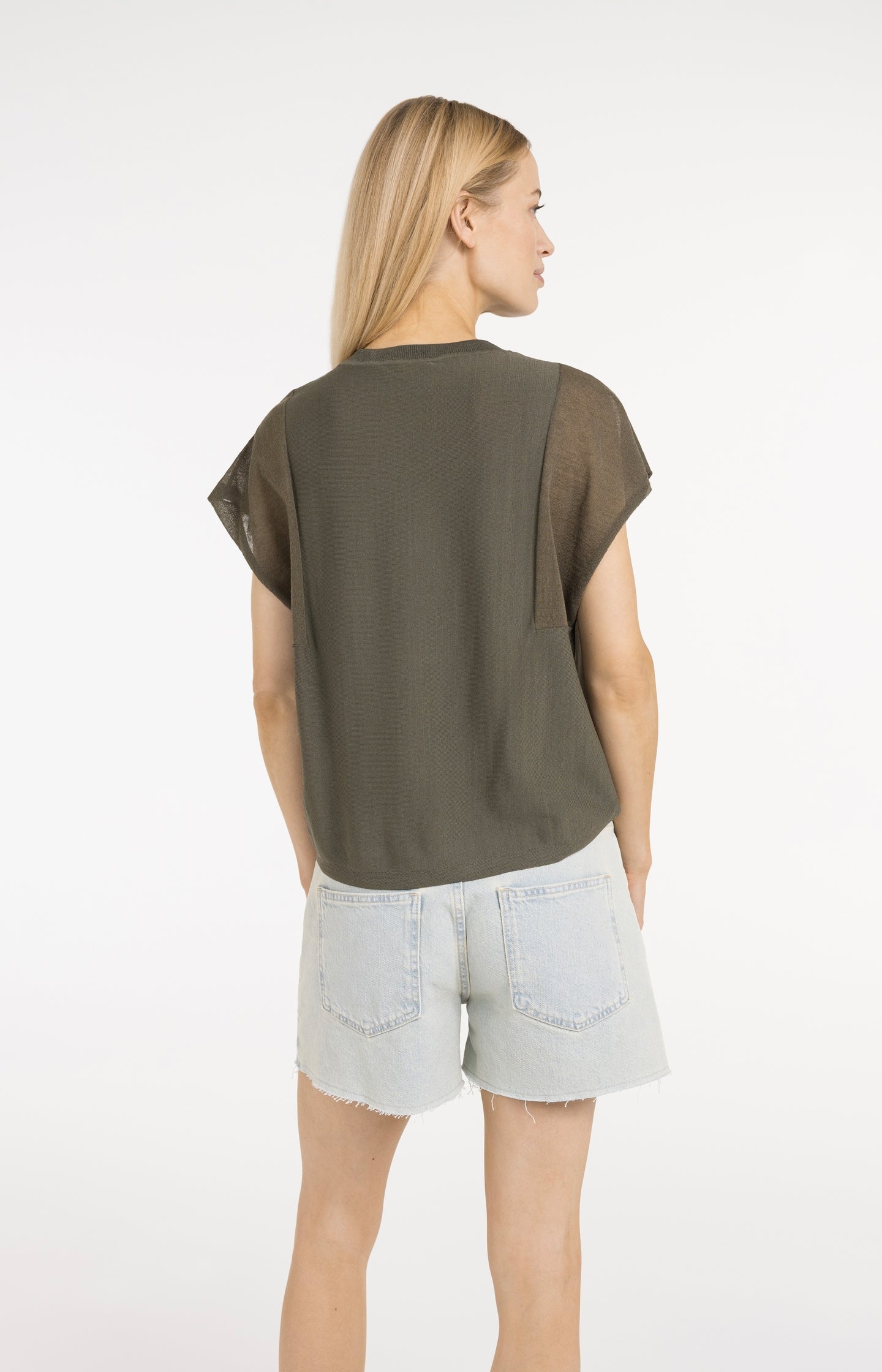 Top with sheer short sleeves and crew neck - Type: lookbook