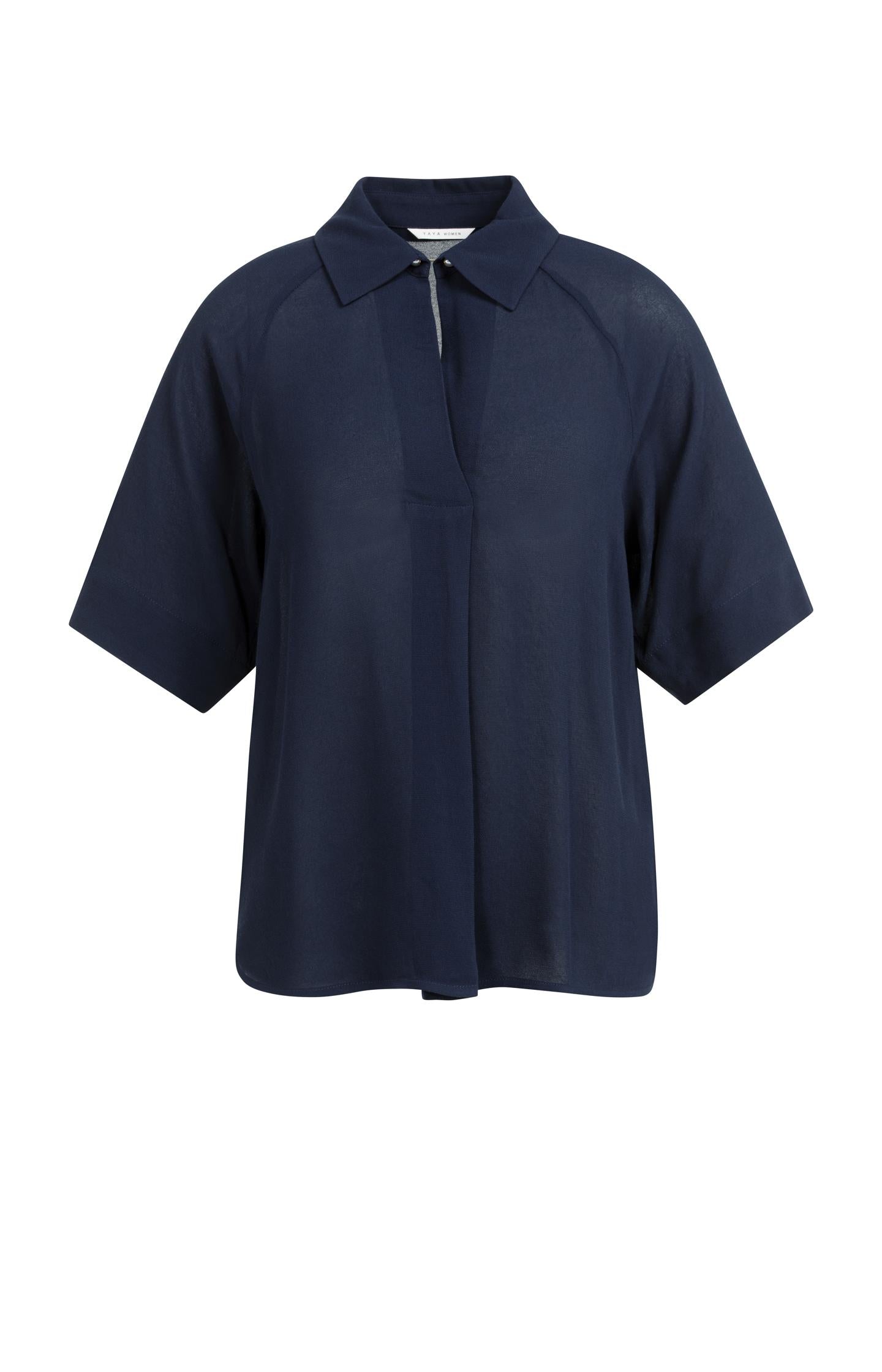 Top with short raglan sleeves and pearl detail - Type: product