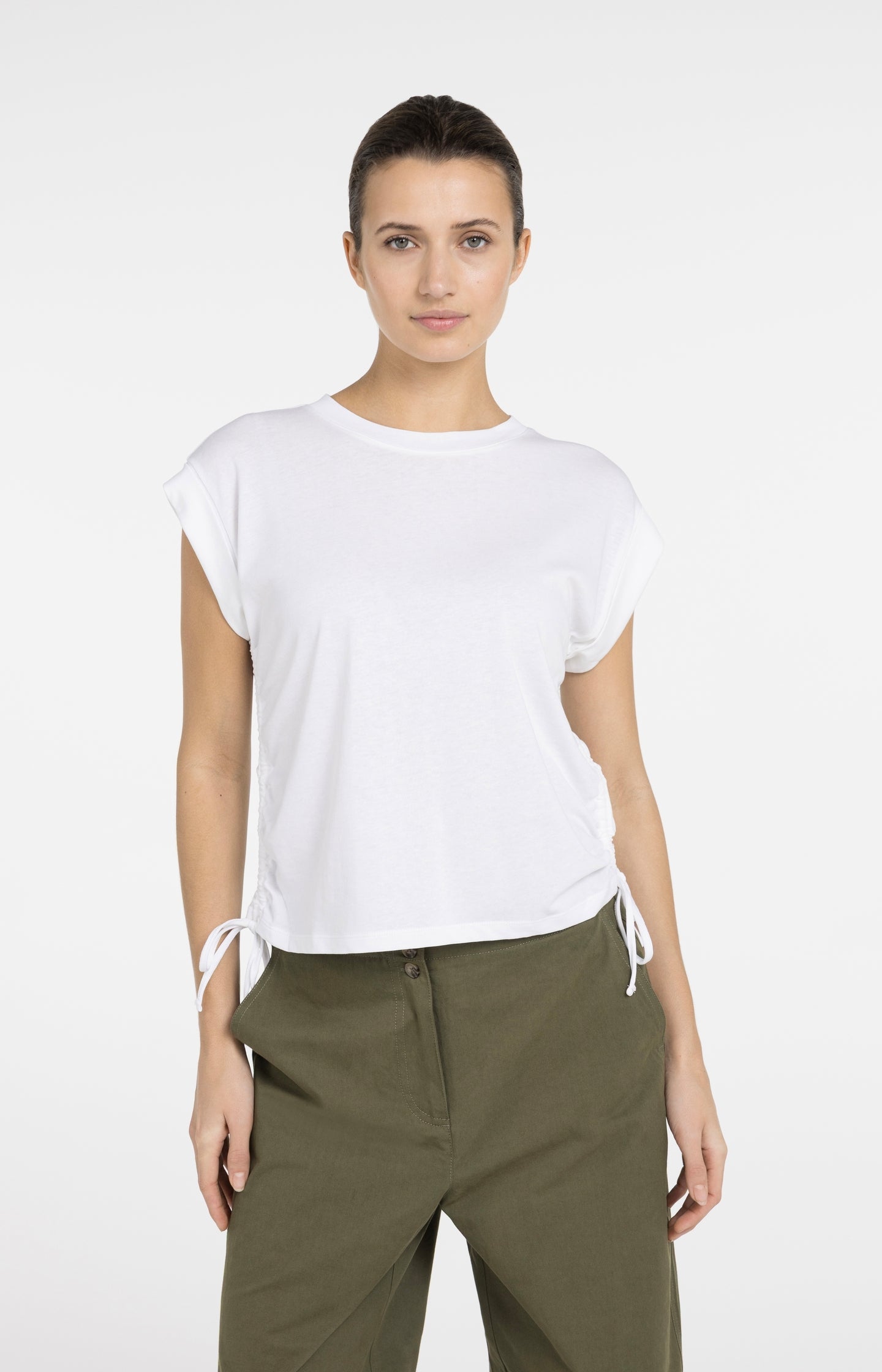 Top with short sleeves and adjustable cords