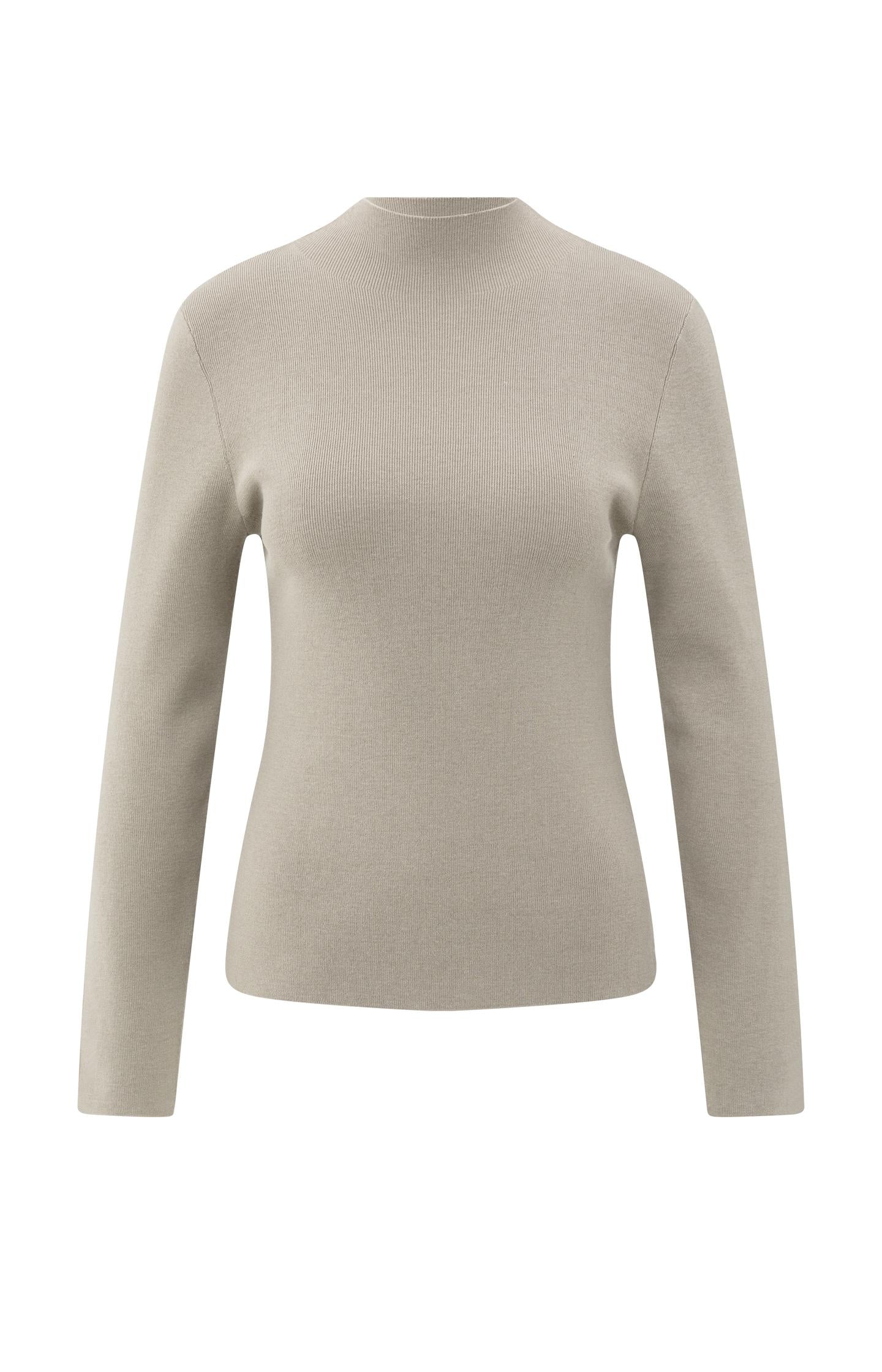 Top with two-tone design and long sleeves - Type: product