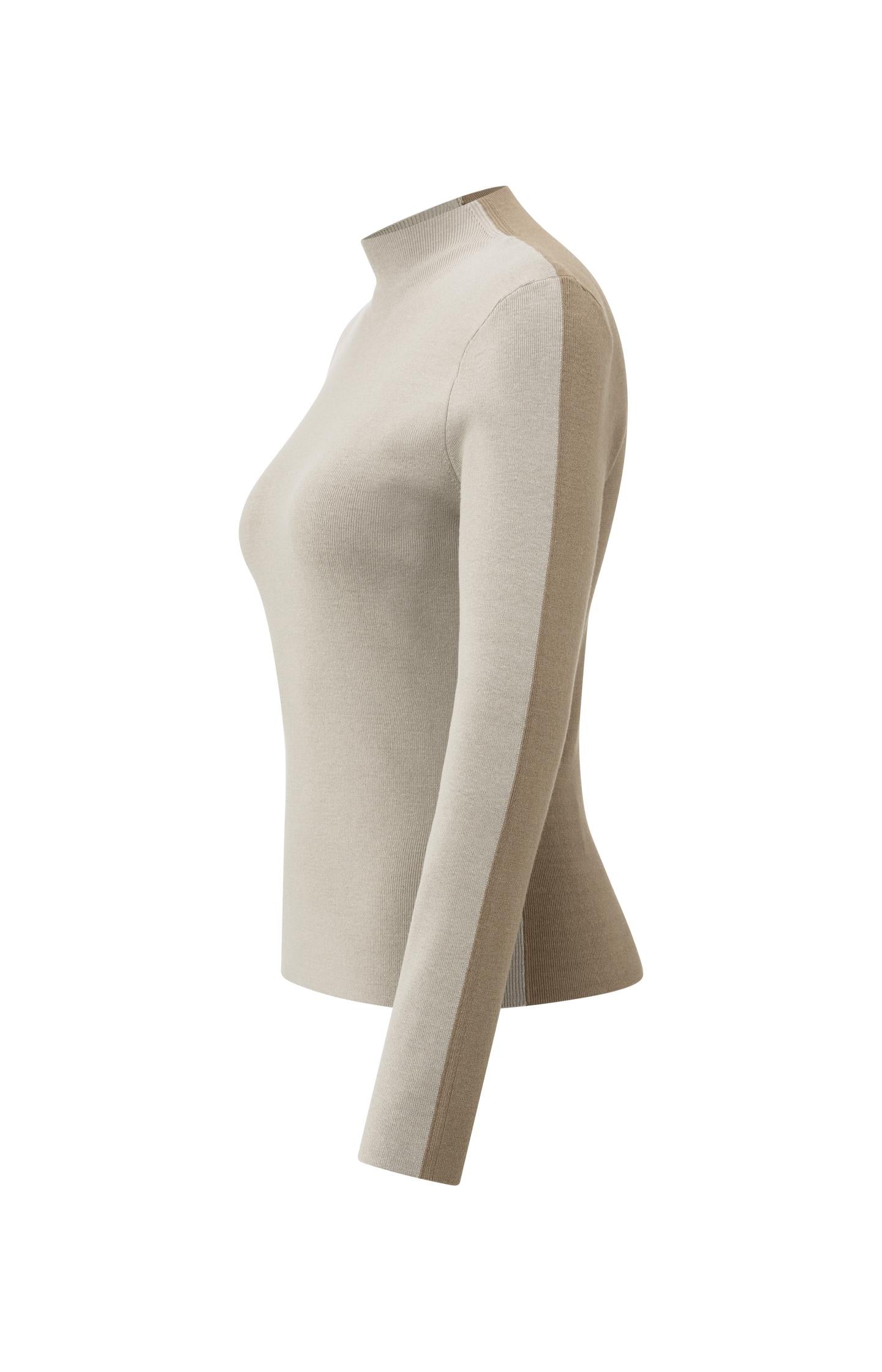 Top with two-tone design and long sleeves