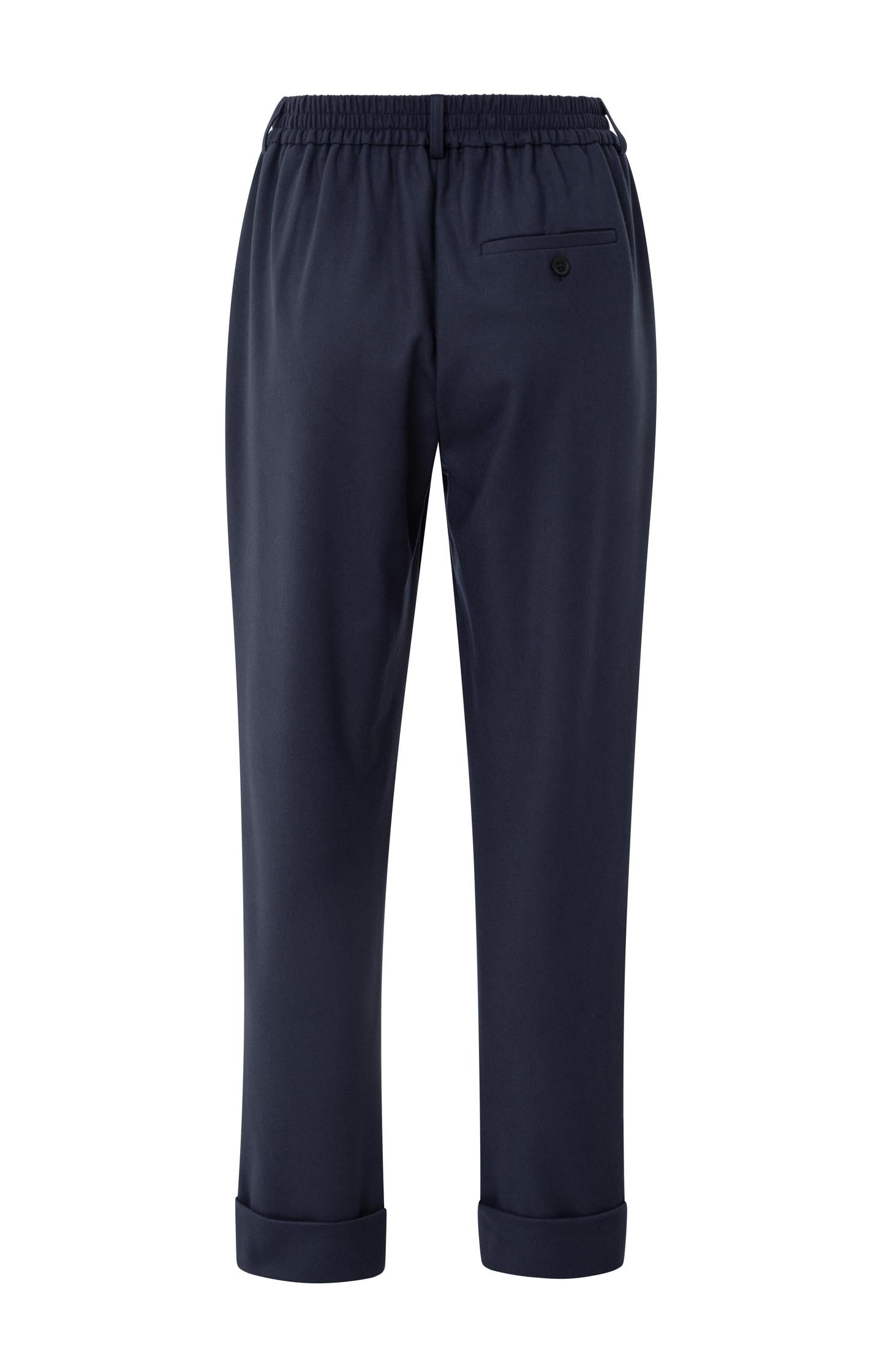 Trousers with elastic waistband and turned-up hem