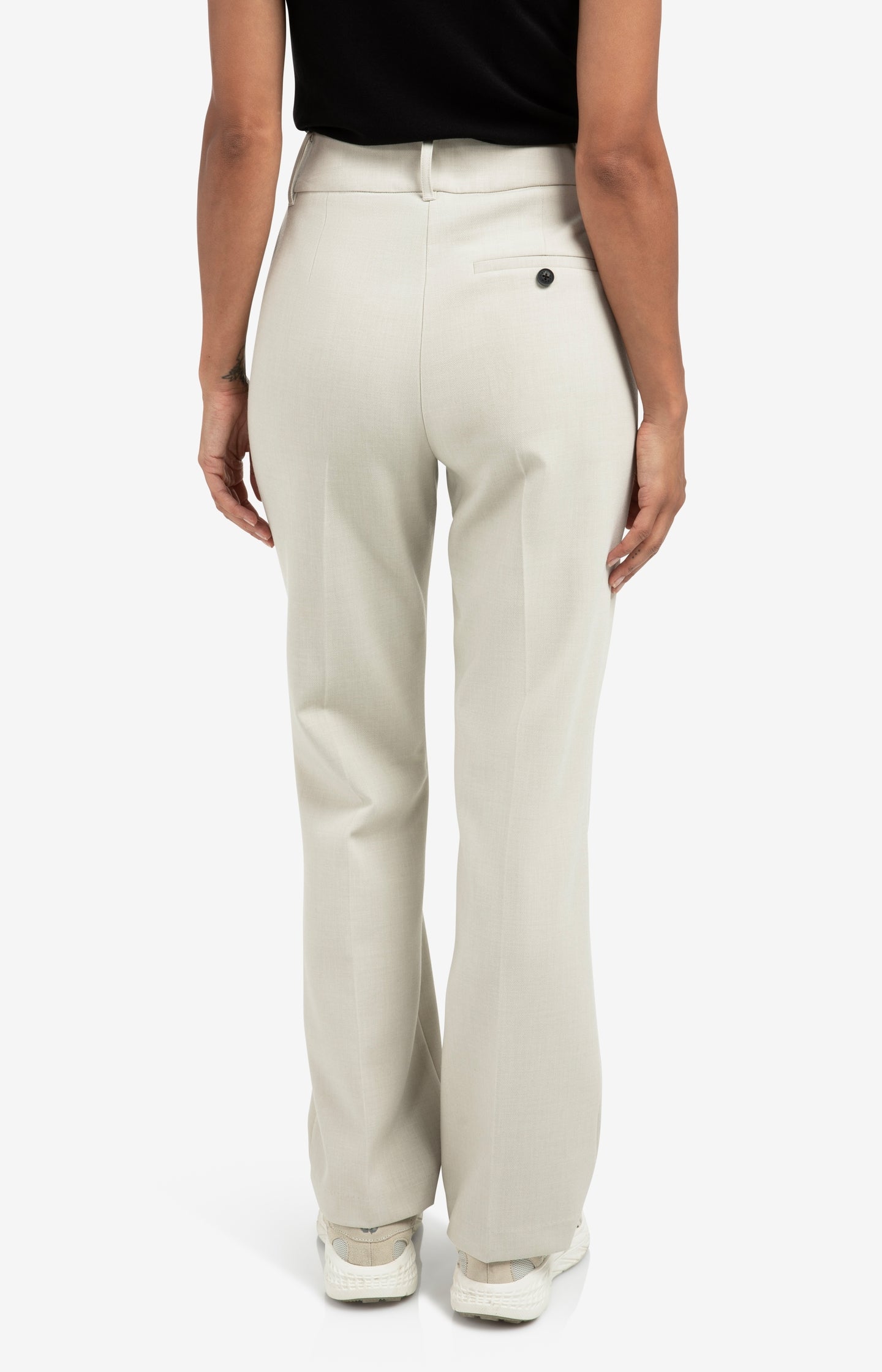 Trousers with straight legs and stylish waistband