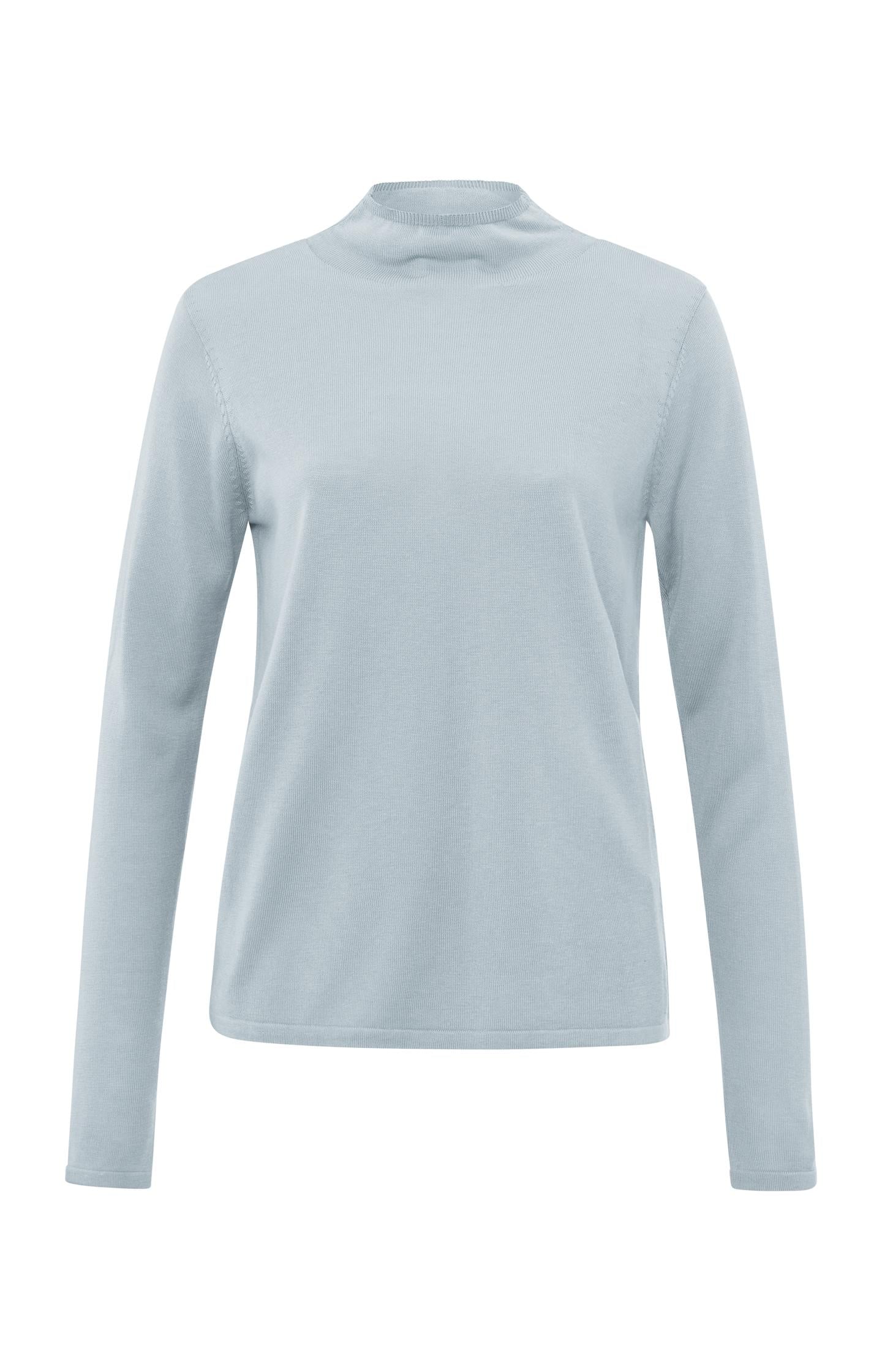 Turtleneck with long sleeves, a high neck, and slim fit - Type: product