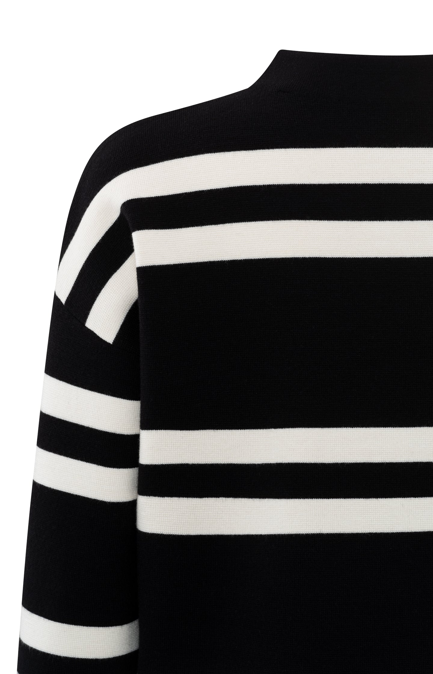 Turtleneck with wide stripes and long sleeves