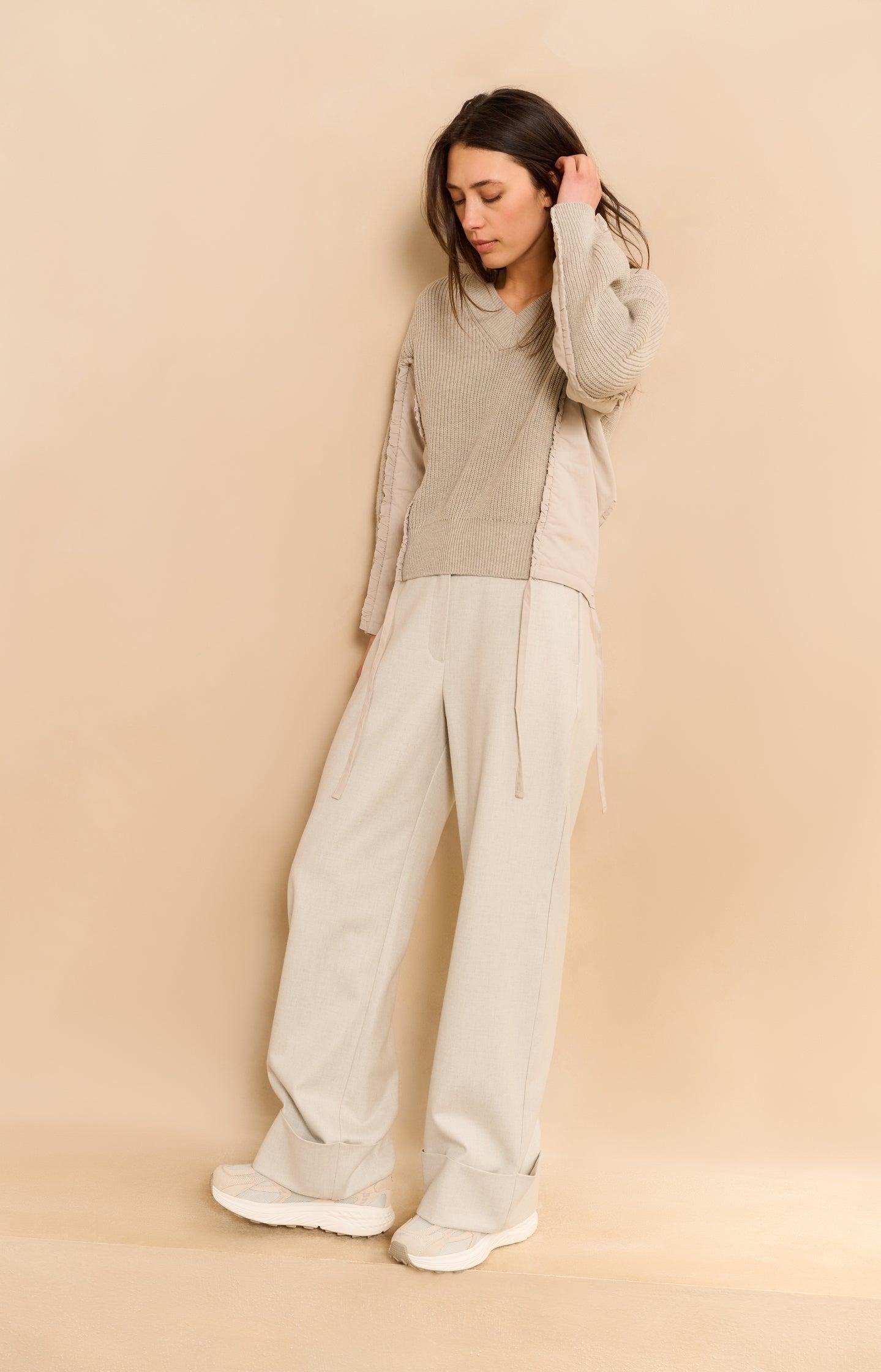 V-neck sweater with woven insert details and tie accents - Type: lookbook