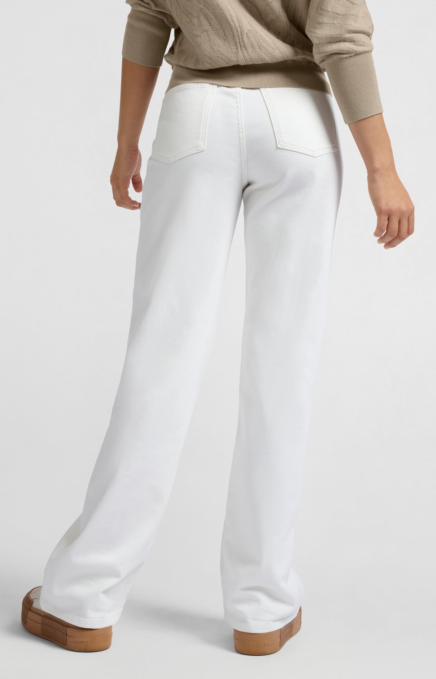 Wide-leg jeans with long length (L34)