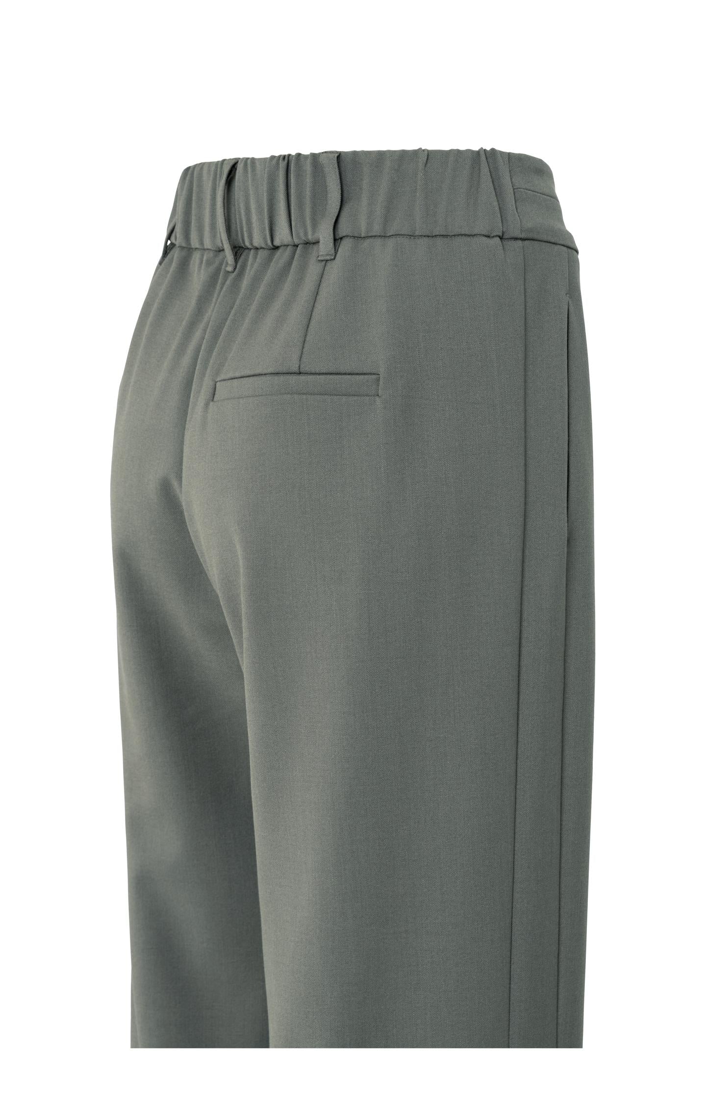 Wide leg trousers with decorative seams and slit