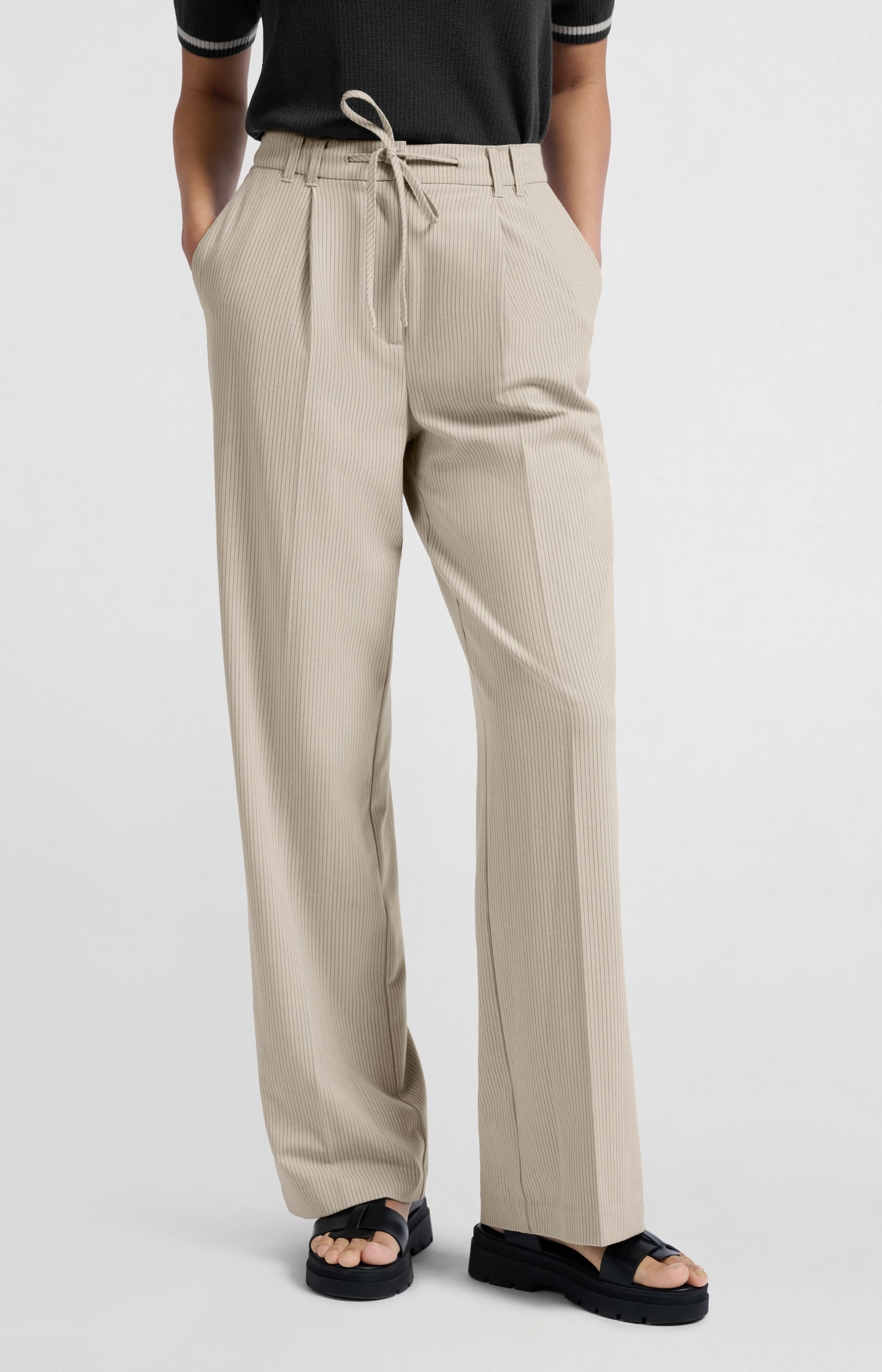 Wide-leg trousers with pinstripe