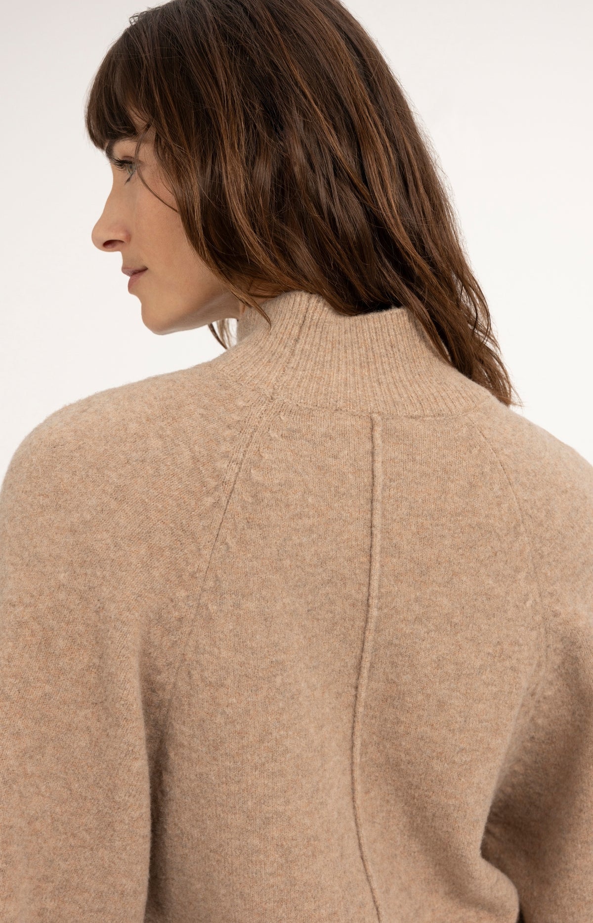 Pullover mit weiten Ärmeln und hohem Kragen - Dark Beige Melange