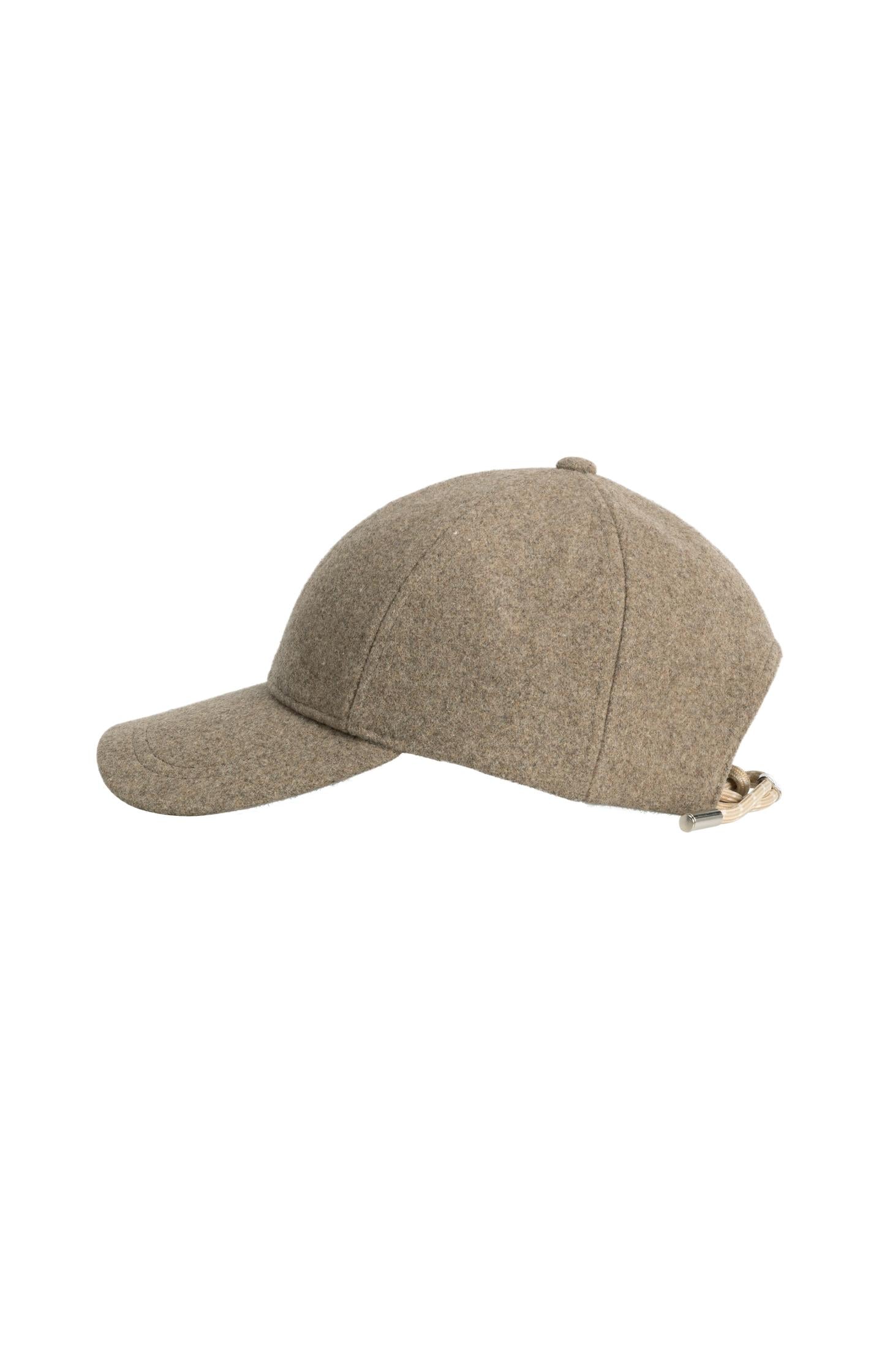 Wool cap with adjustable drawstring - Type: product