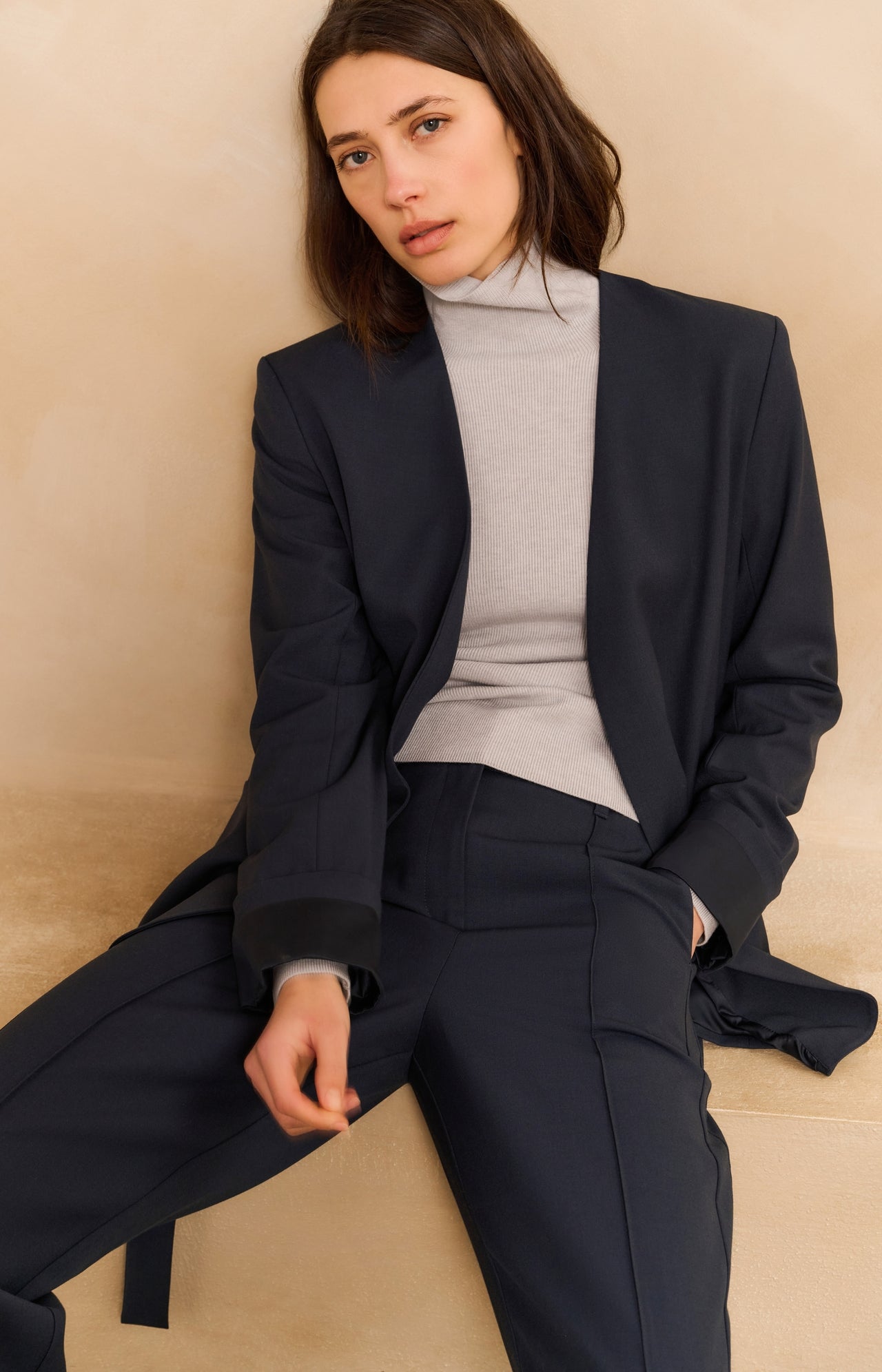 Woven blazer with belt and folded cuff detail