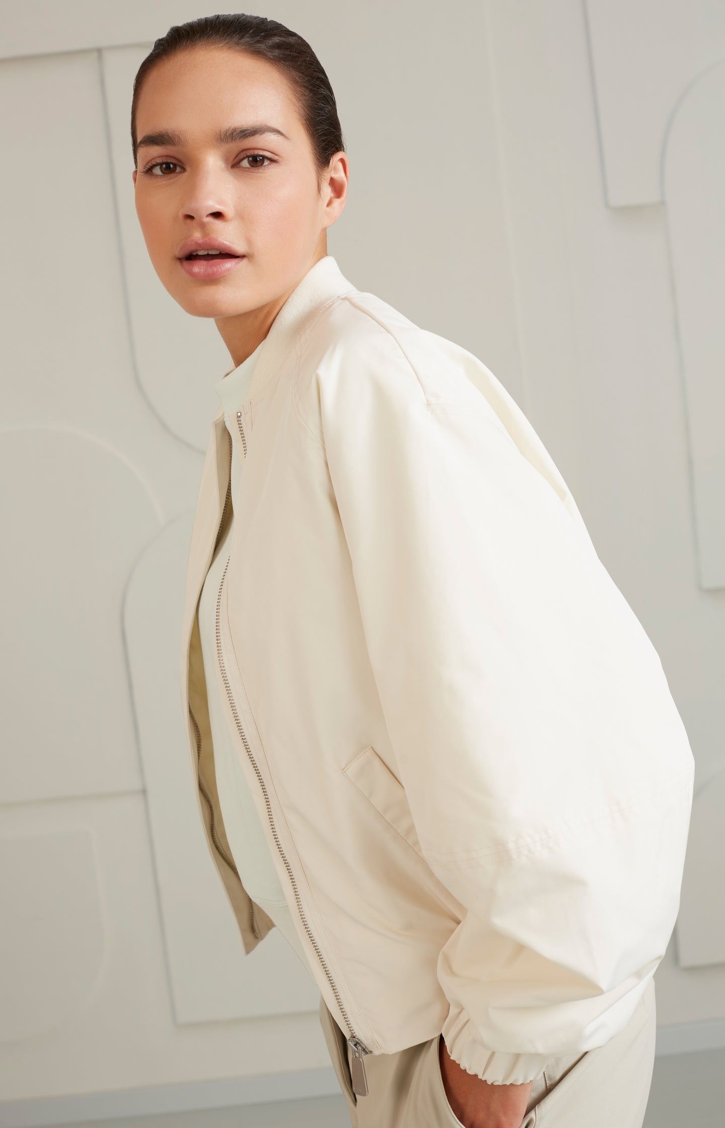 Woven bomber jacket with pockets, zip and elastic cuffs - Wool White - Type: lookbook