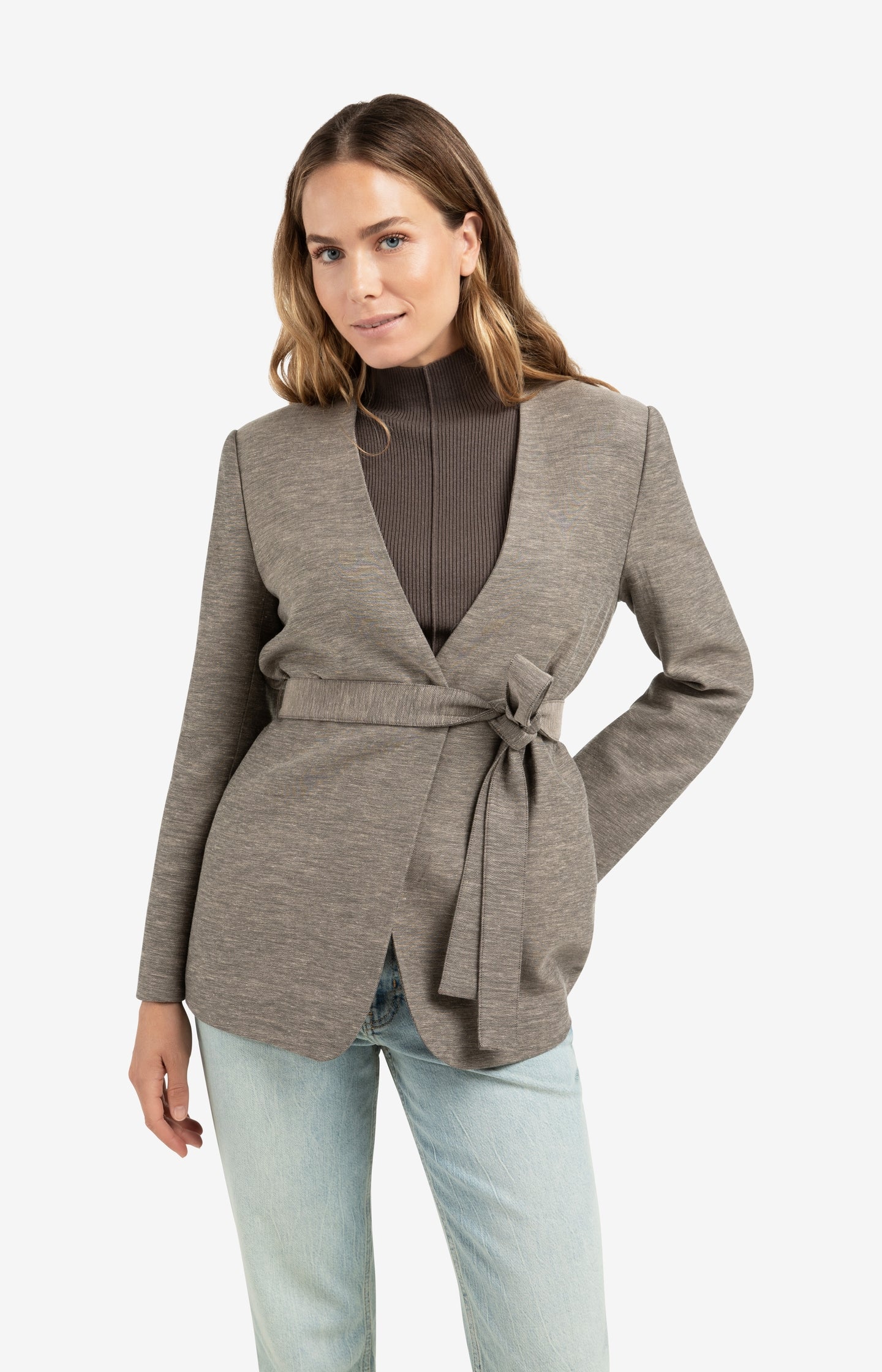 Woven collarless blazer with belt