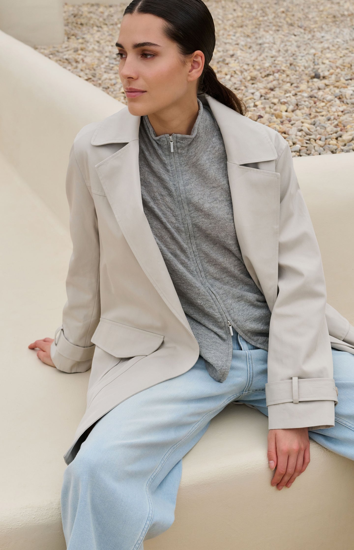 Woven mid-length trenchcoat with belt