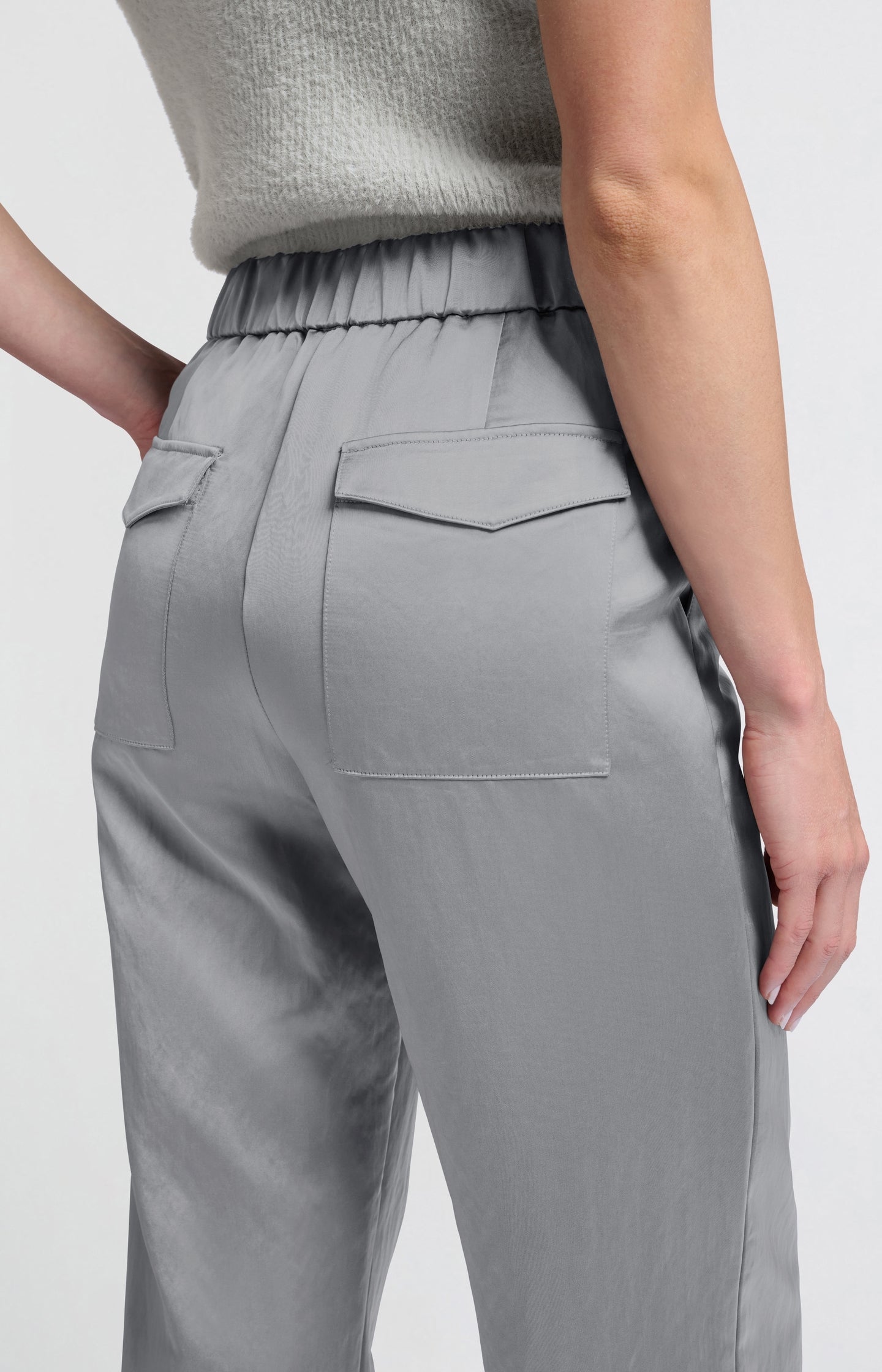 Woven satin trousers with wide legs and pockets