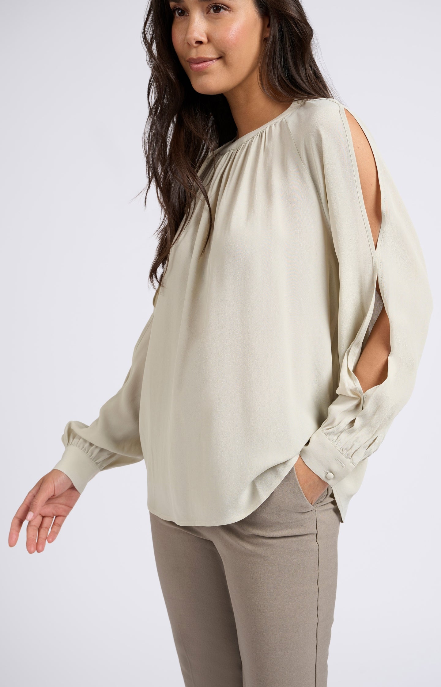 Woven top with long balloon sleeves