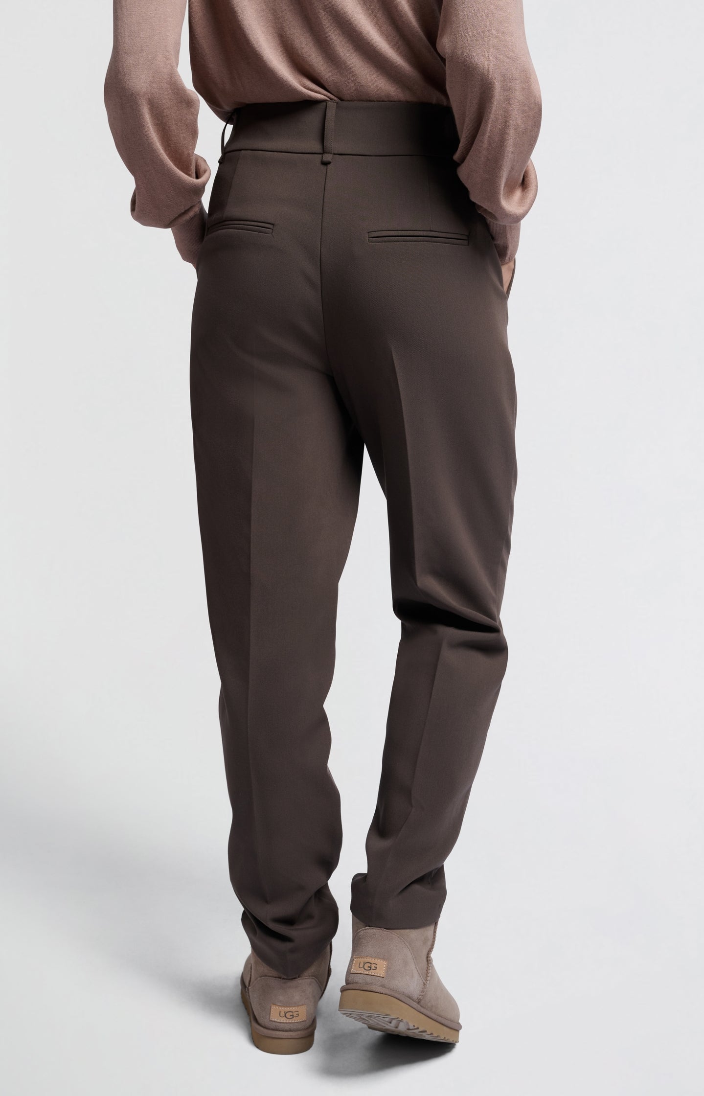 Woven trousers with high waist and straight legs