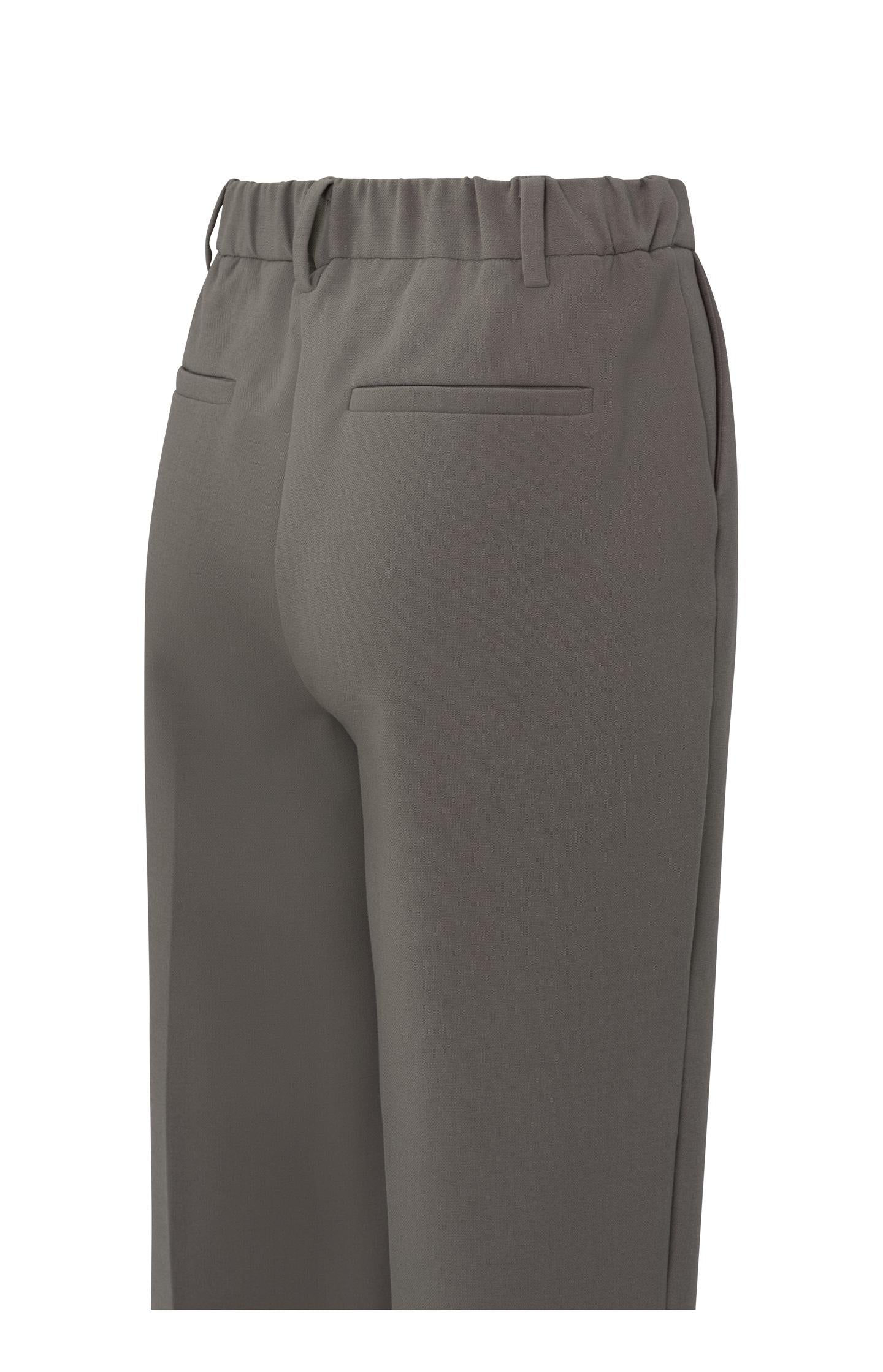 Woven trousers with wide leg, pockets and elastic waist