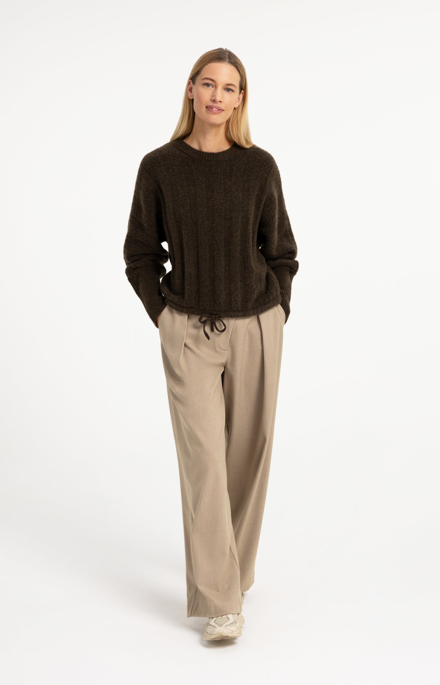 Woven trousers with wide legs and asymmetrical closure