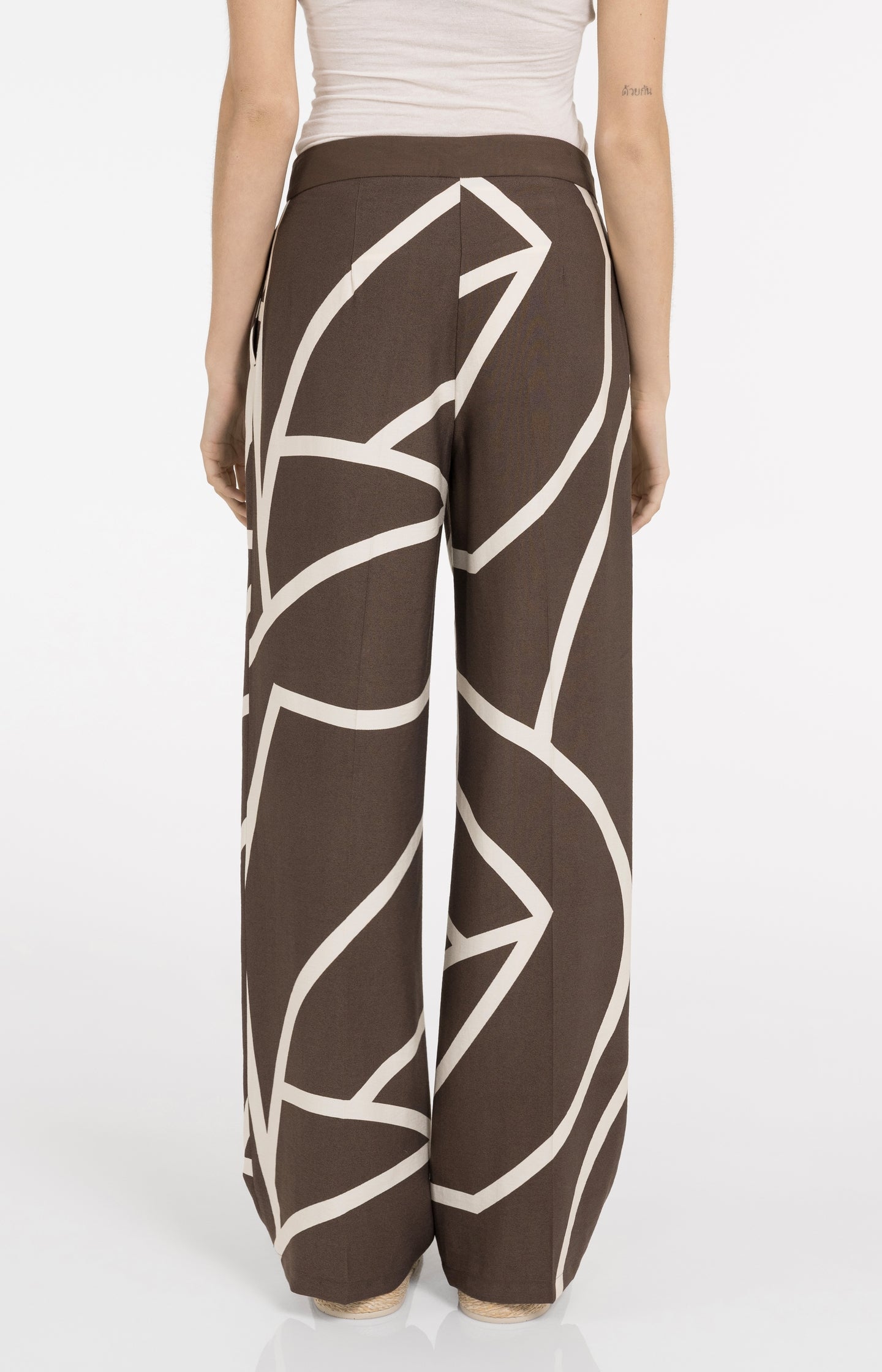 Woven trousers with wide legs and print