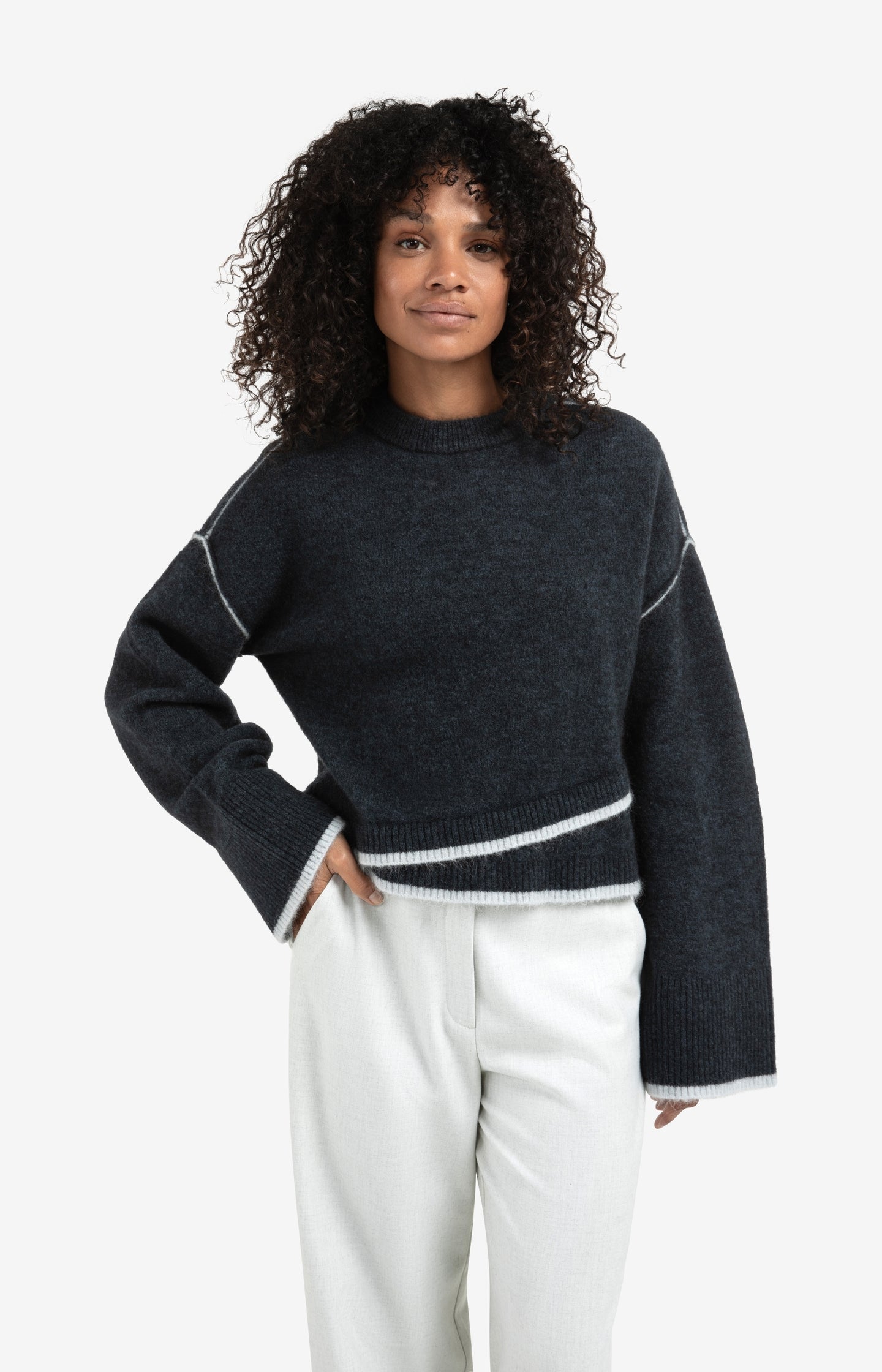 Woven wide leg trousers with belt
