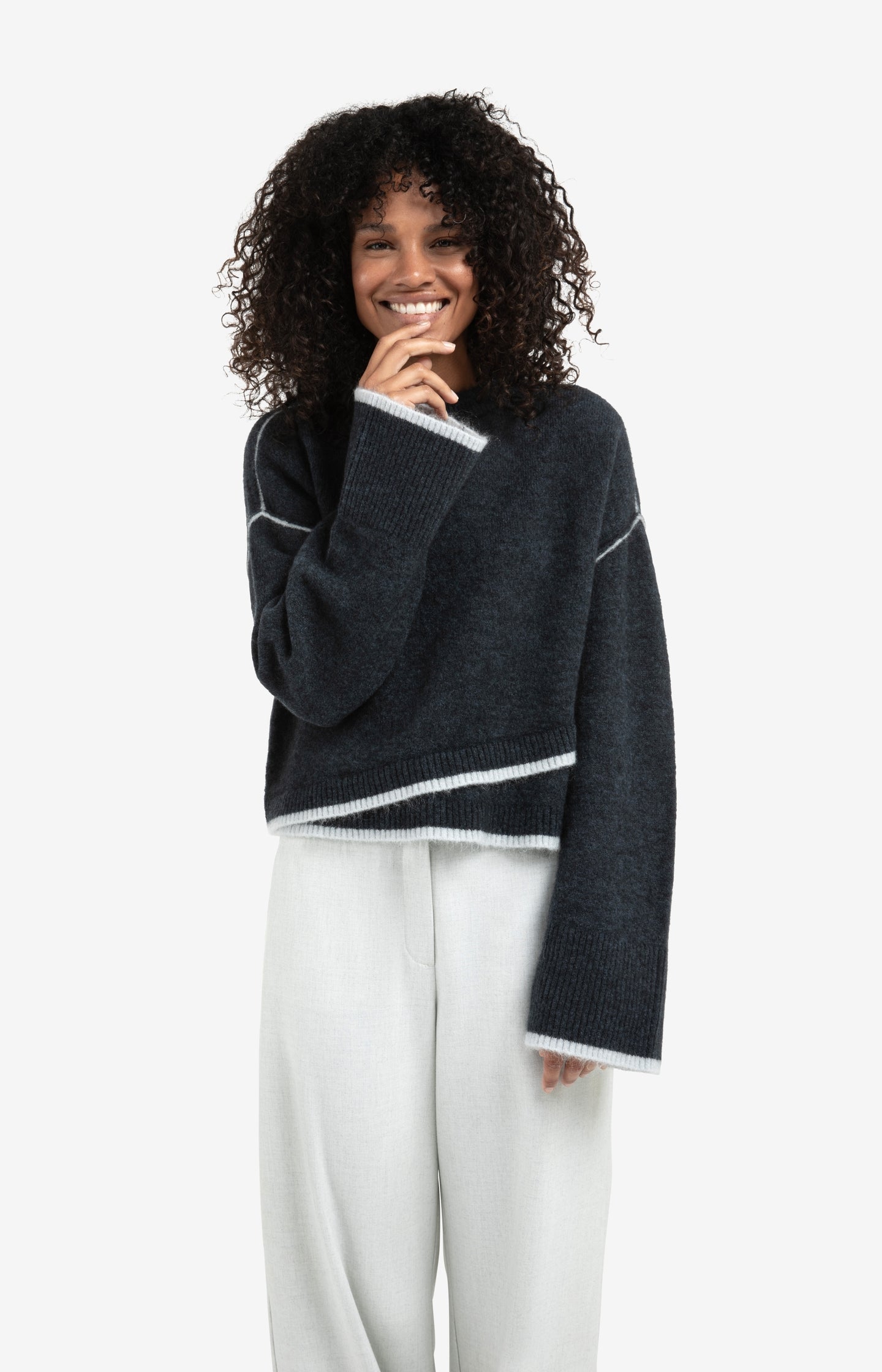Woven wide leg trousers with belt
